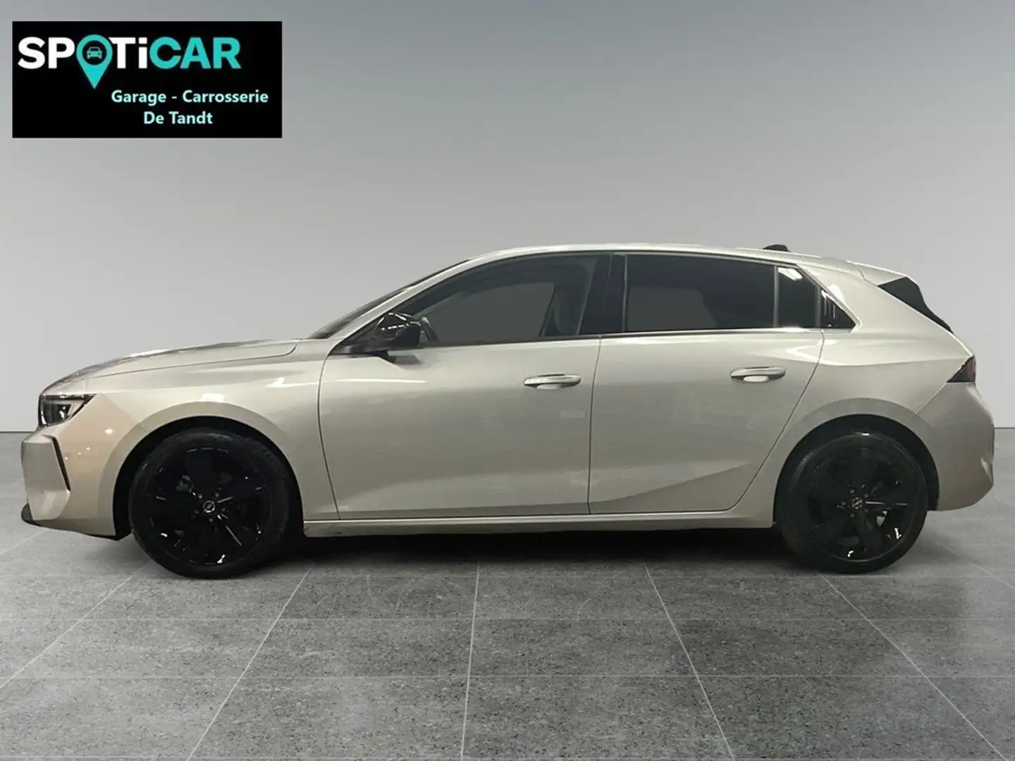 Opel Astra 5 D Elegance 1.2 Benzine 110 pk Argent - 2