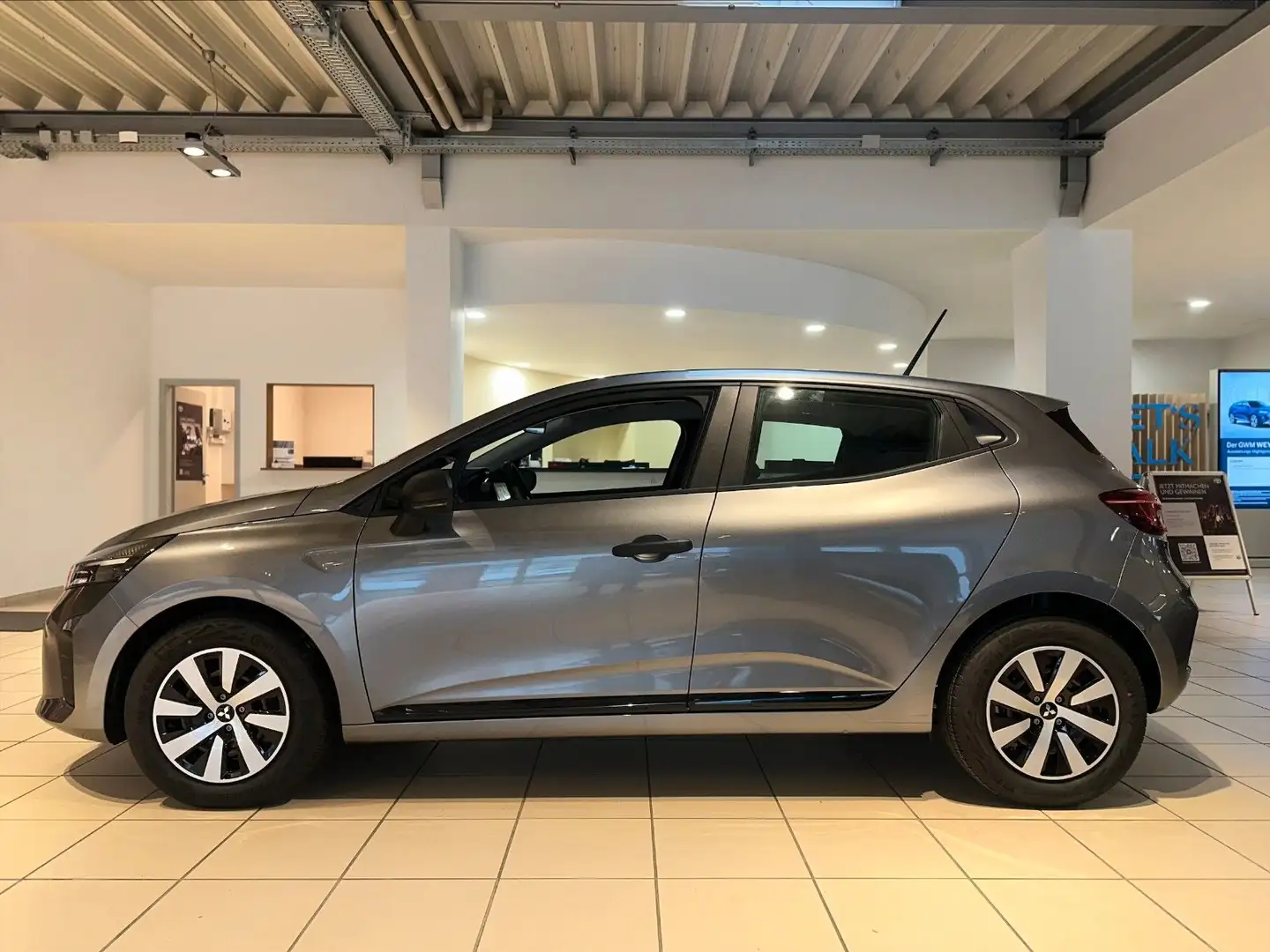 Mitsubishi Colt Basis (Klimaanlage, Apple Carplay) Grau - 2