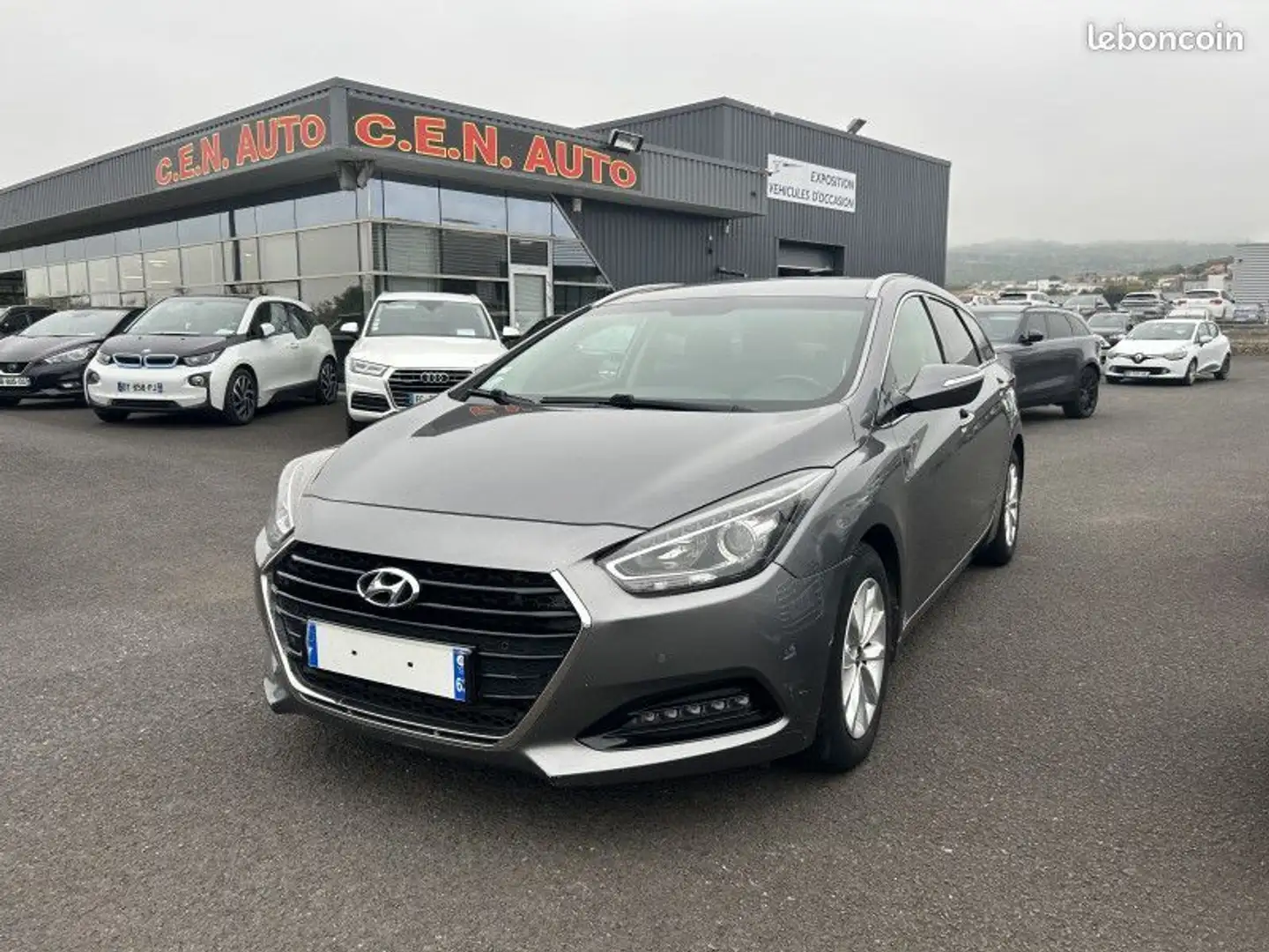Hyundai i40 SW 1.7 CRDI 141CH BLUE DRIVE CREATIVE DCT-7 Grijs - 1