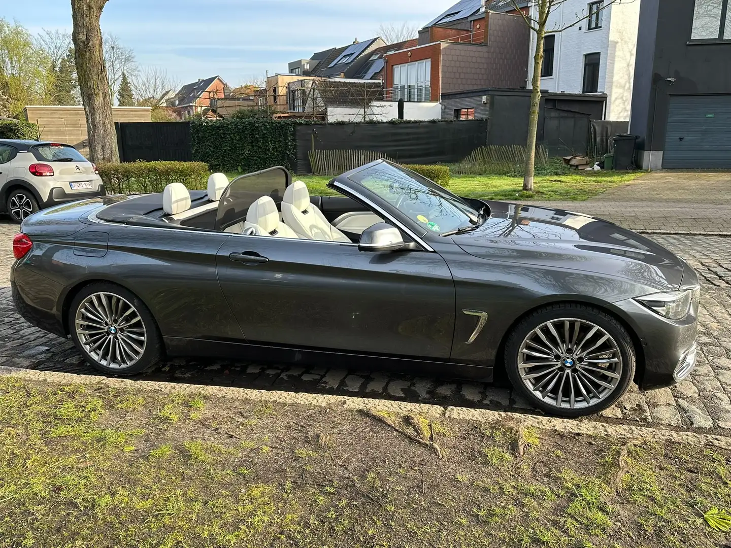 BMW 420 420d Cabrio Aut. Luxury Line Grijs - 1