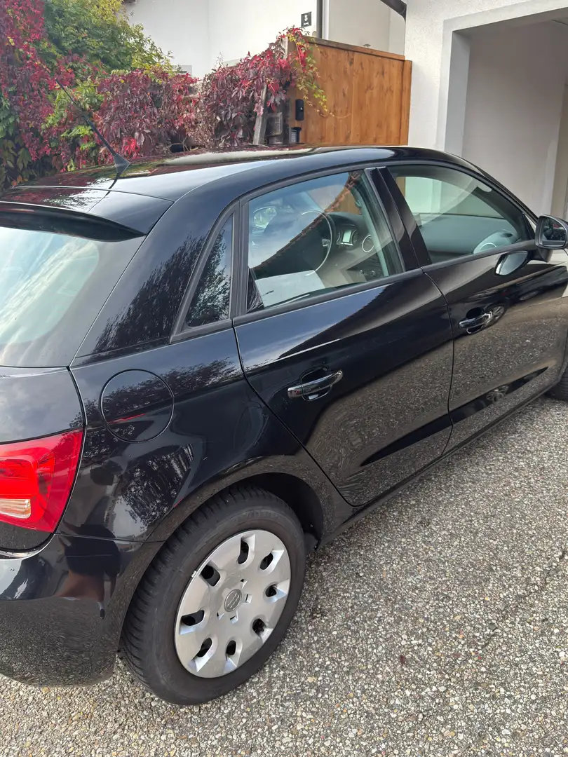 Audi A1 SB 1,2 TFSI Ambition - 1