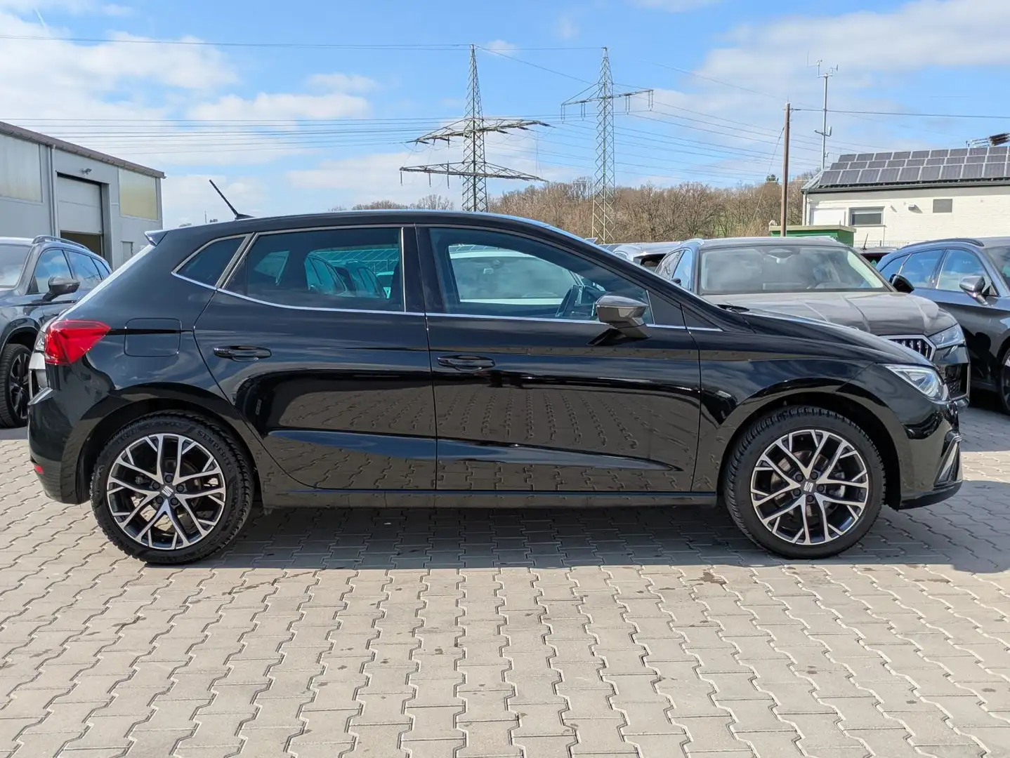 SEAT Ibiza Xcellence 1.0 TSI VOLL-LED*ACC*APP*KAMERA Schwarz - 2