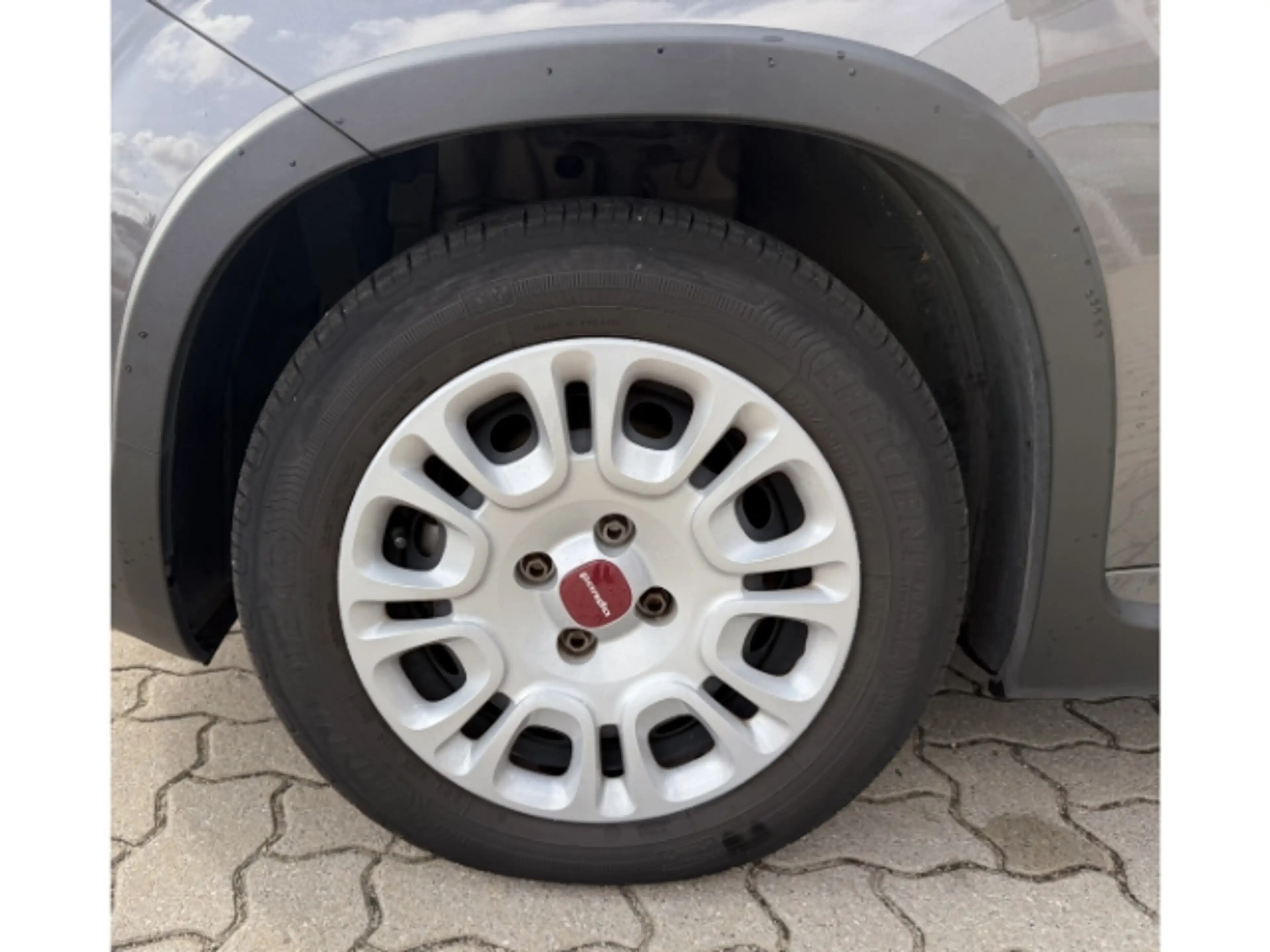 Fiat Panda Hybrid 1.0 *Bluetooth *Klimaanlage *Zentralverrieg — photo 9