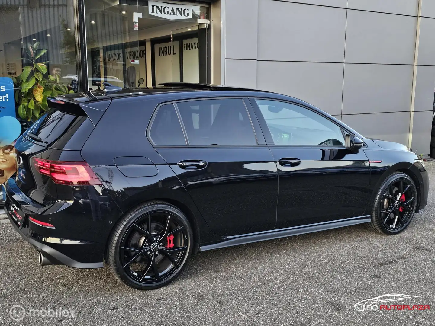 Volkswagen Golf GTI 2.0 TSI Black Style Panorama/Harman Kardon/ Zwart - 2