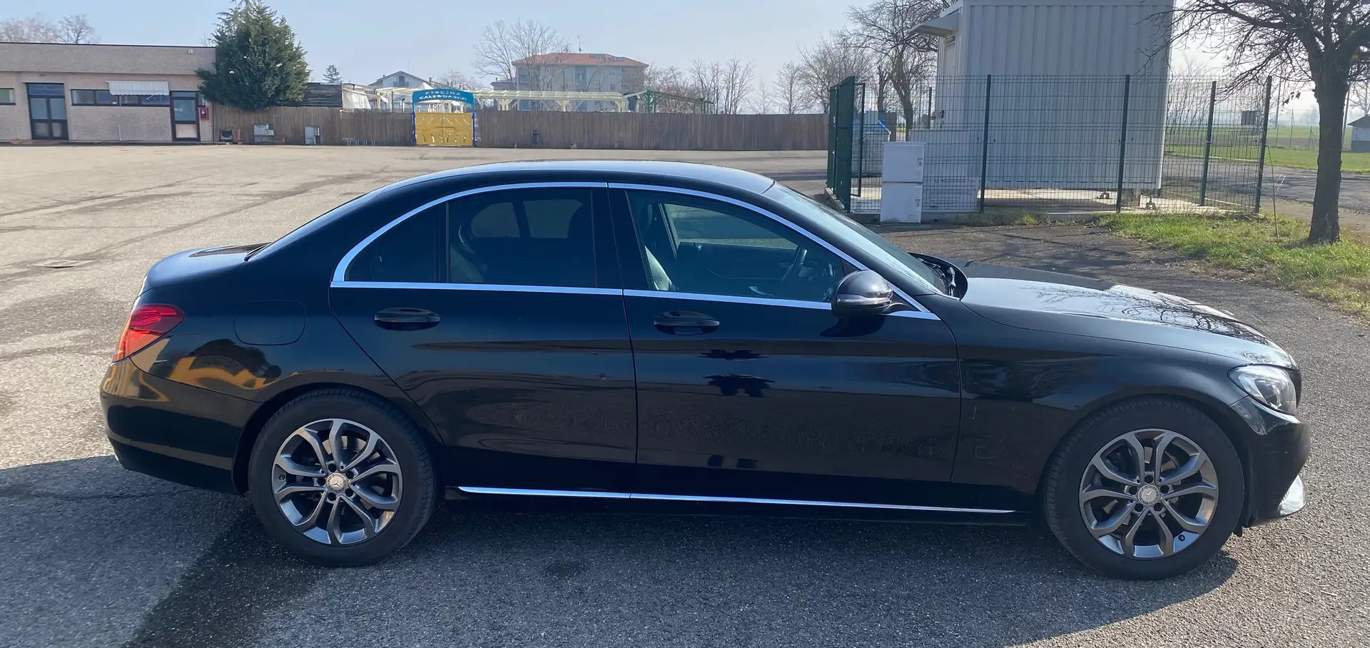 Mercedes-Benz C 180 Classe C-W205 Berlina 1.6 Exclusive automatic Schwarz - 1