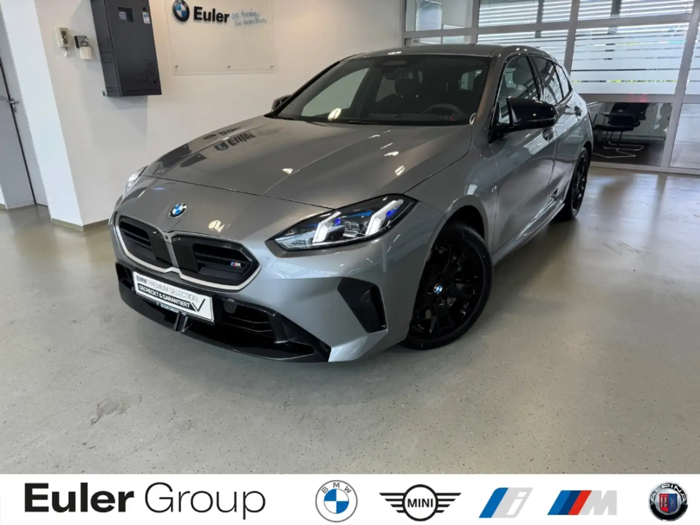 BMW 135 xDrive F70 H/K HUD DAProf PA+ LenkHzg ad.M-FW Memo Gris - 1
