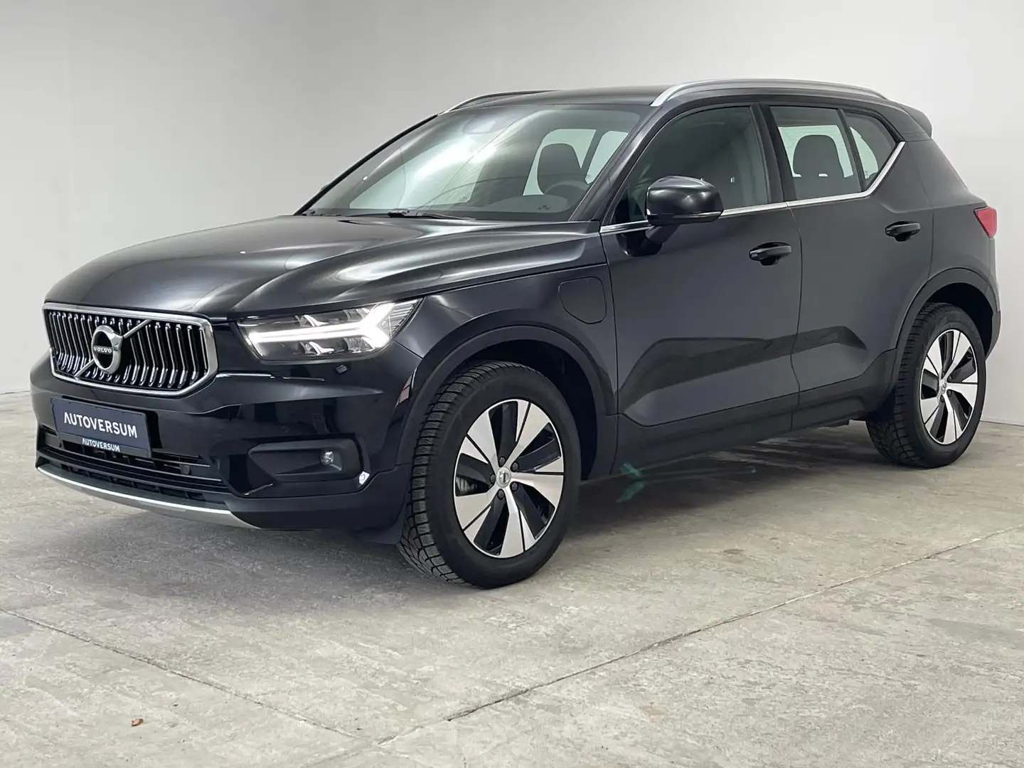 Volvo XC40 Inscription T5 *KAM*SENSUS*LED*KEYLESS*PHEV Schwarz - 2
