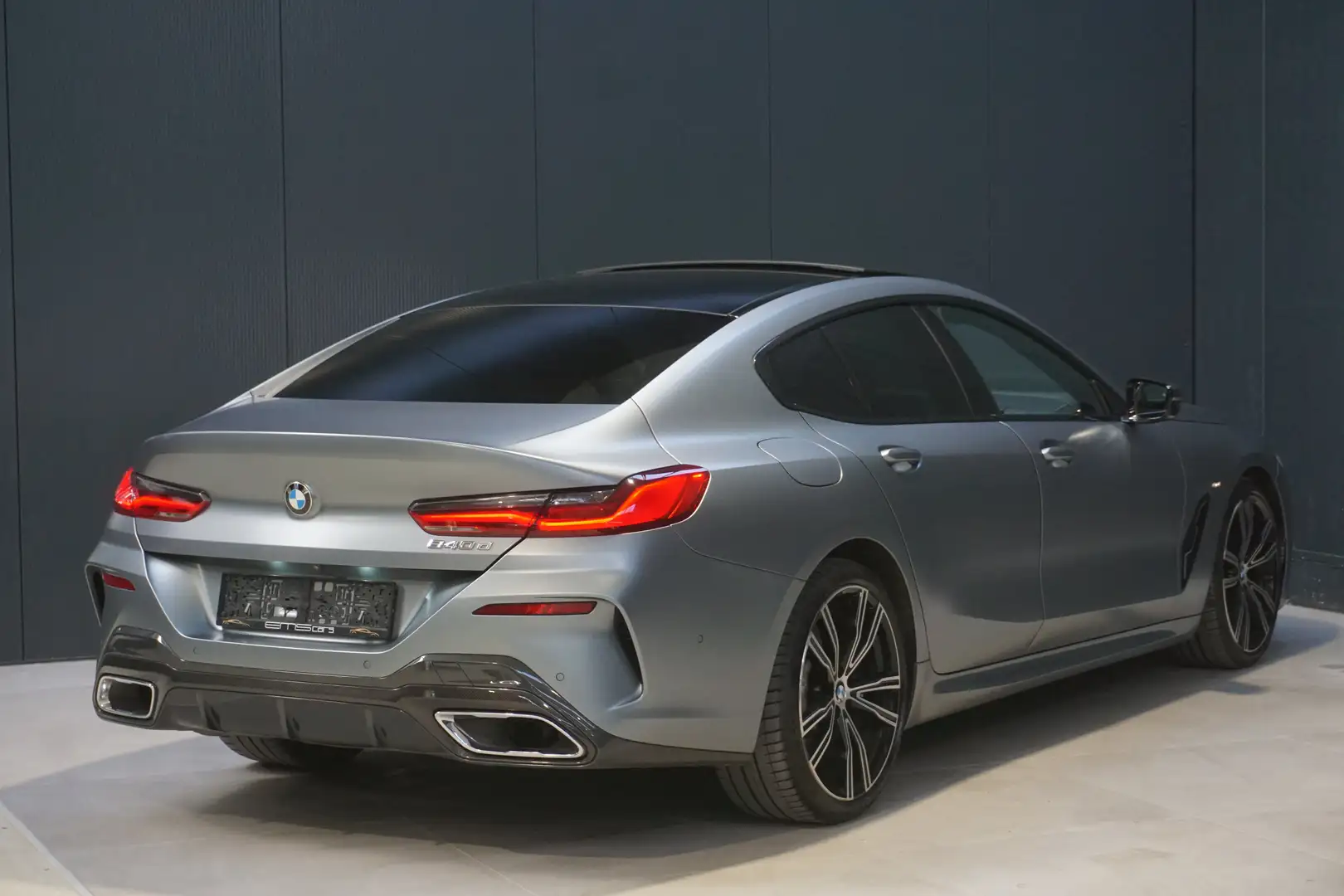 BMW 840 Gran Coupé d xDrive Automaat VERKOCHT! SOLD! Grijs - 2