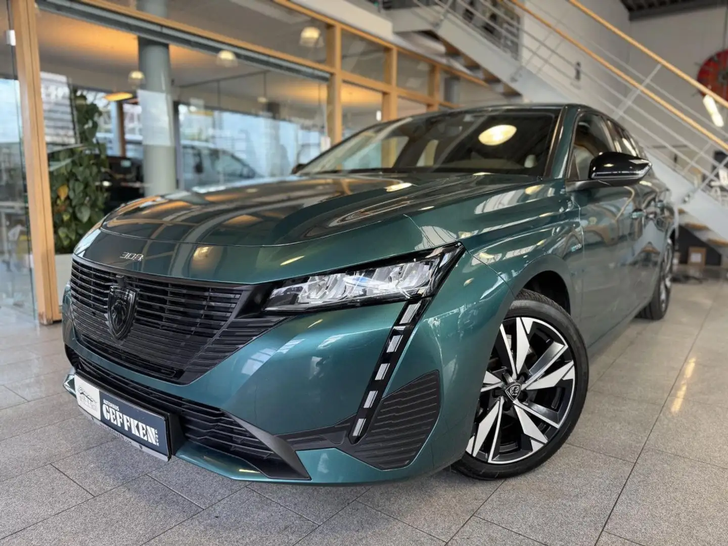 Peugeot 308 SW Plug-In Hybrid 180 Active Pack, AHK, LED! Blau - 1