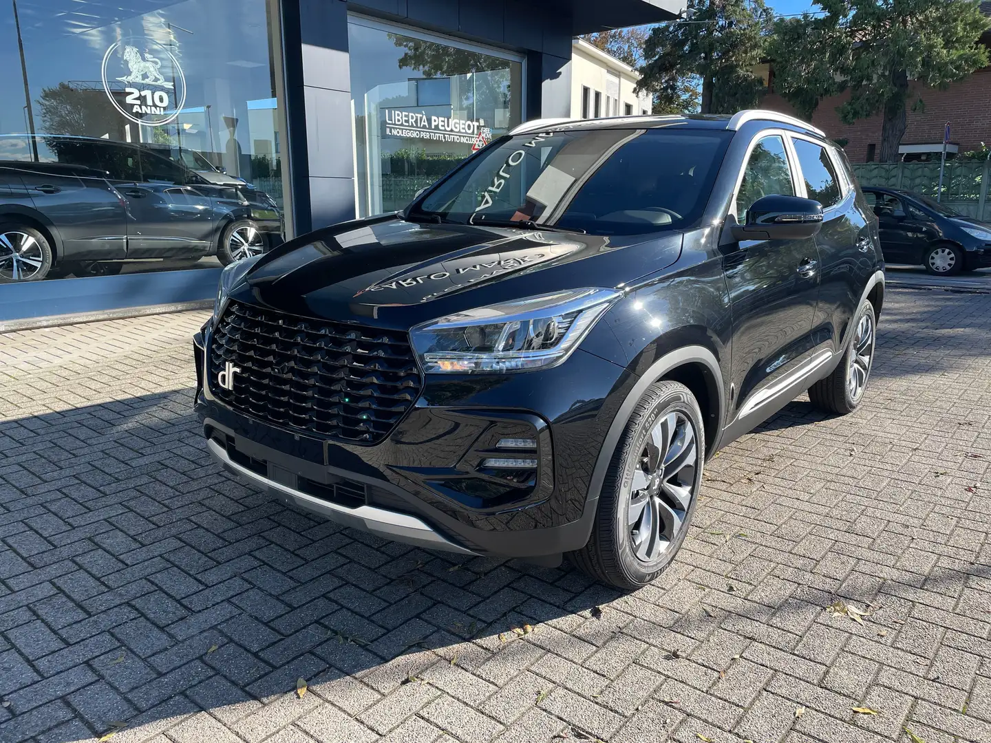 DR Automobiles DR5.0 1.5 turbo Gpl 150 CV CVT **KM0** Schwarz - 1