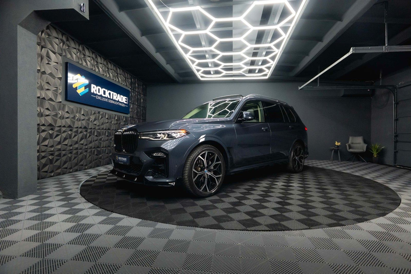 BMW X7 40i M Performance Shadow *22'*Pano*LED*360* — photo 2