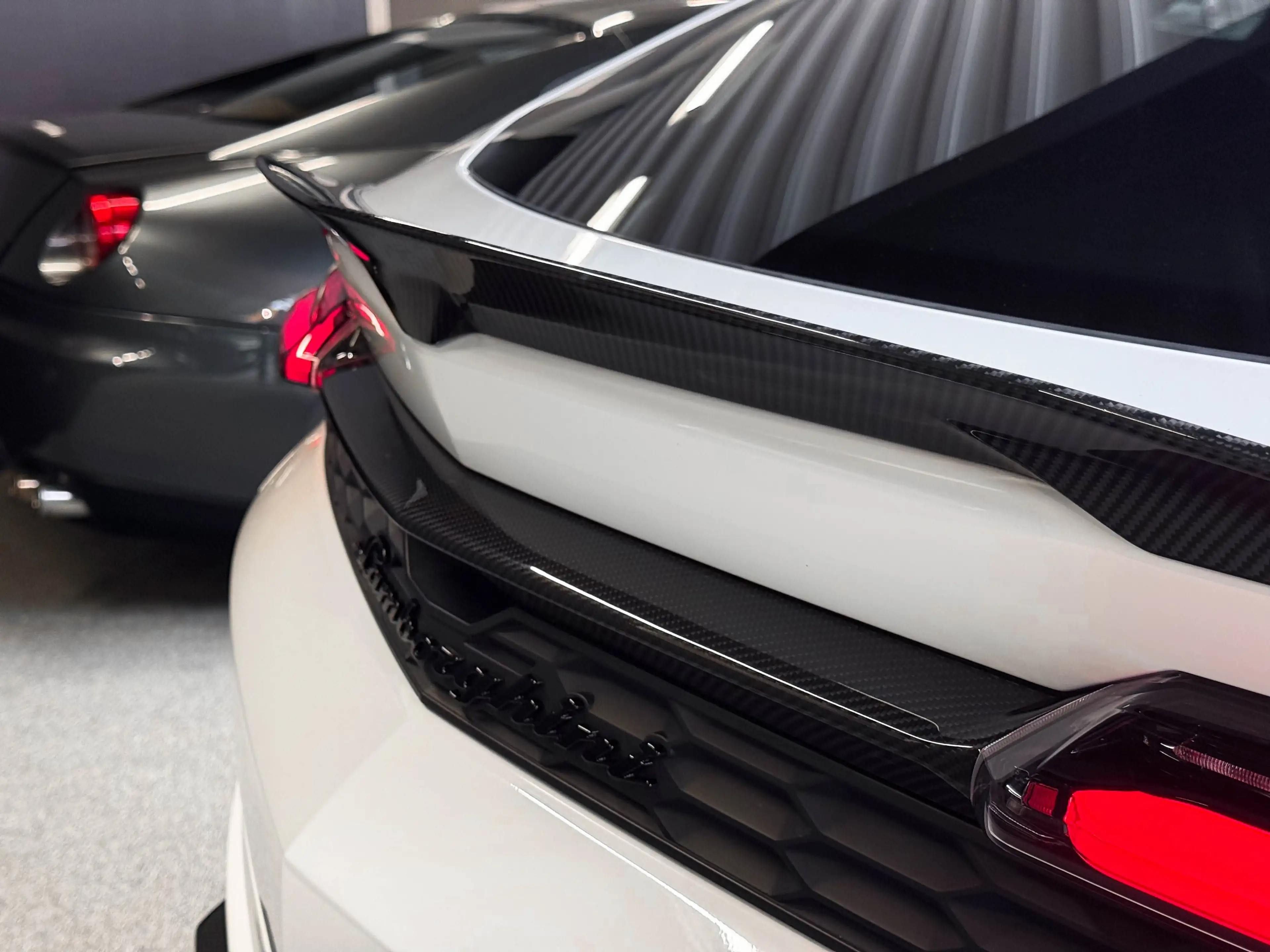 Lamborghini Urus SE Full Carbon+Massage+HUD+B&O 3D+ LP 376k€ — photo 14