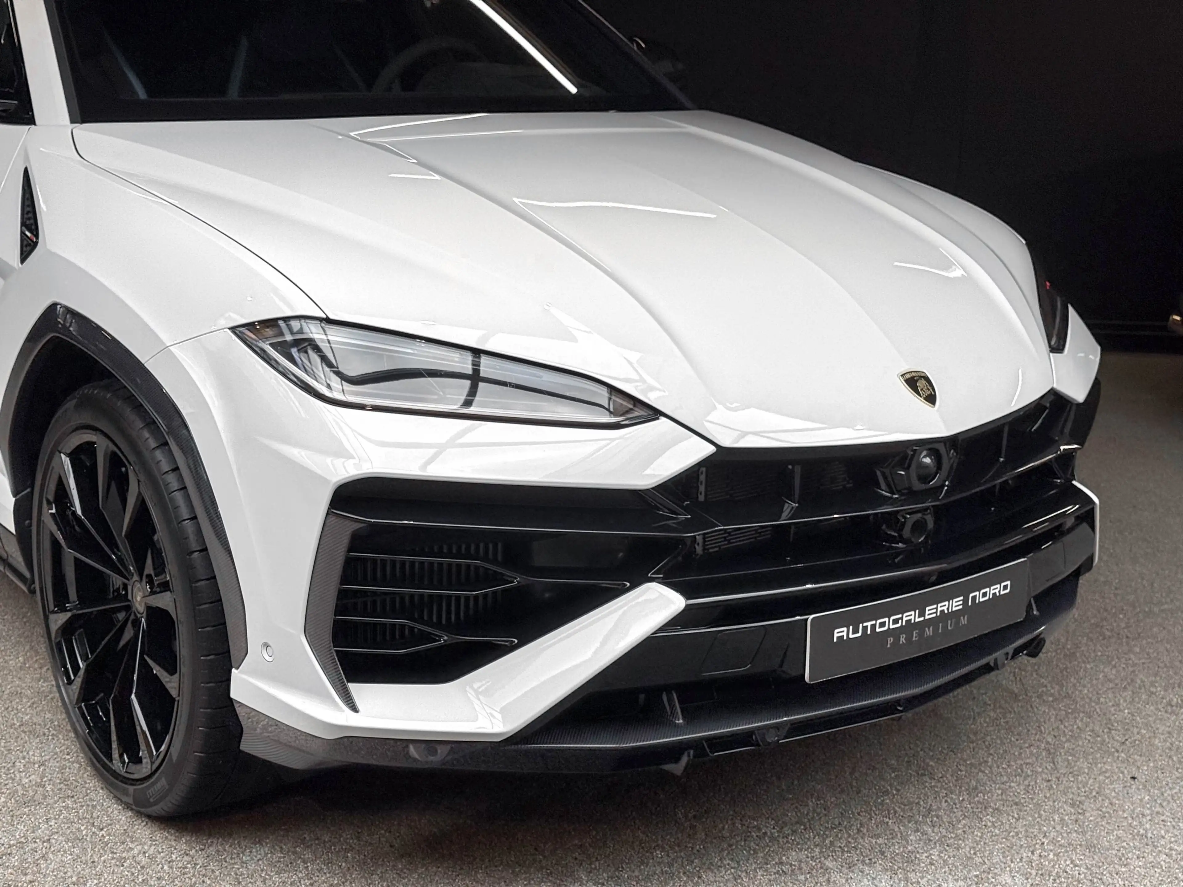 Lamborghini Urus SE Full Carbon+Massage+HUD+B&O 3D+ LP 376k€ — photo 7