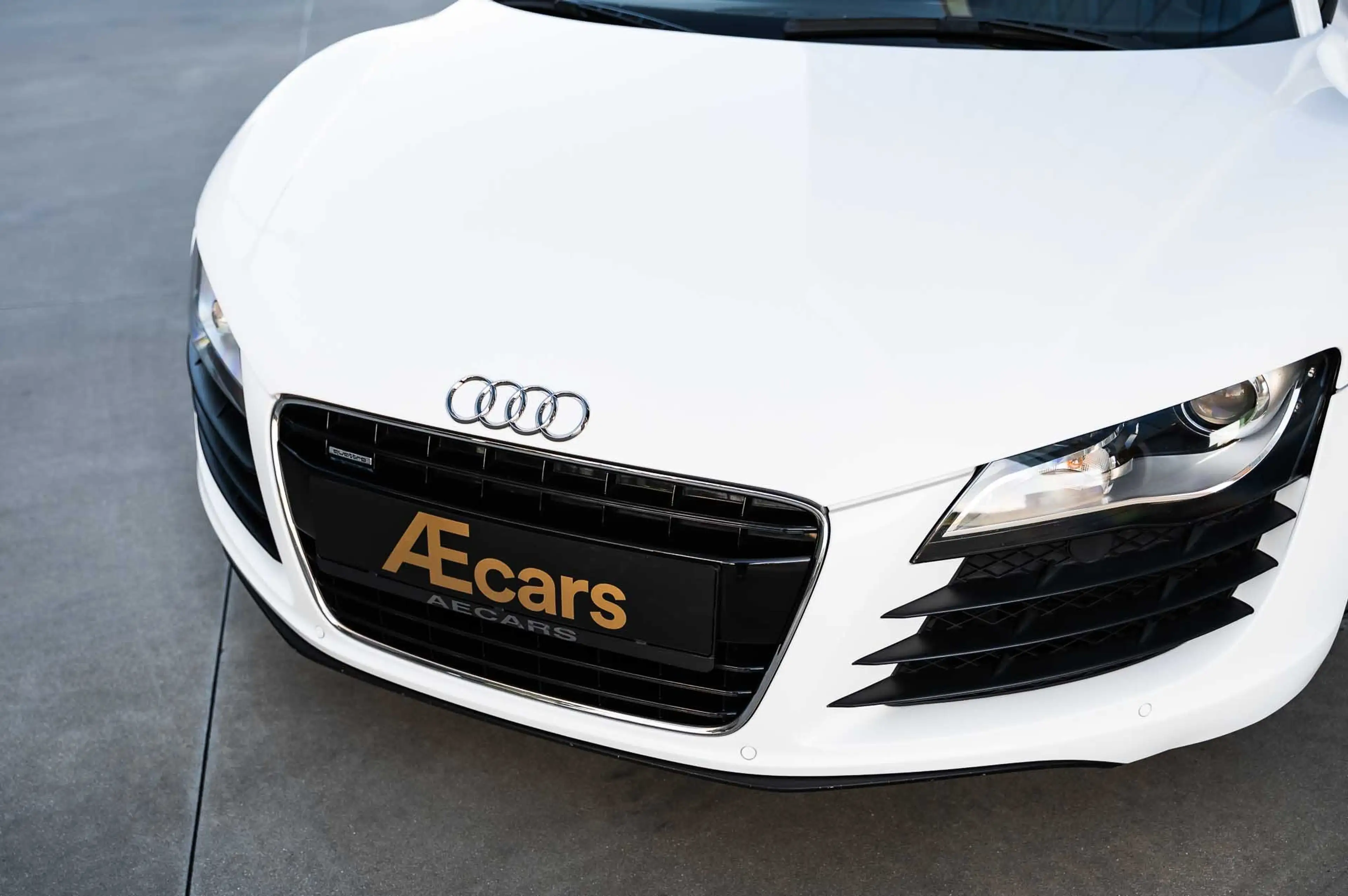 Audi R8 R8 4.2i V8 /QUATTRO / R-TRONIC /CUP SEATS / CARBON — photo 6