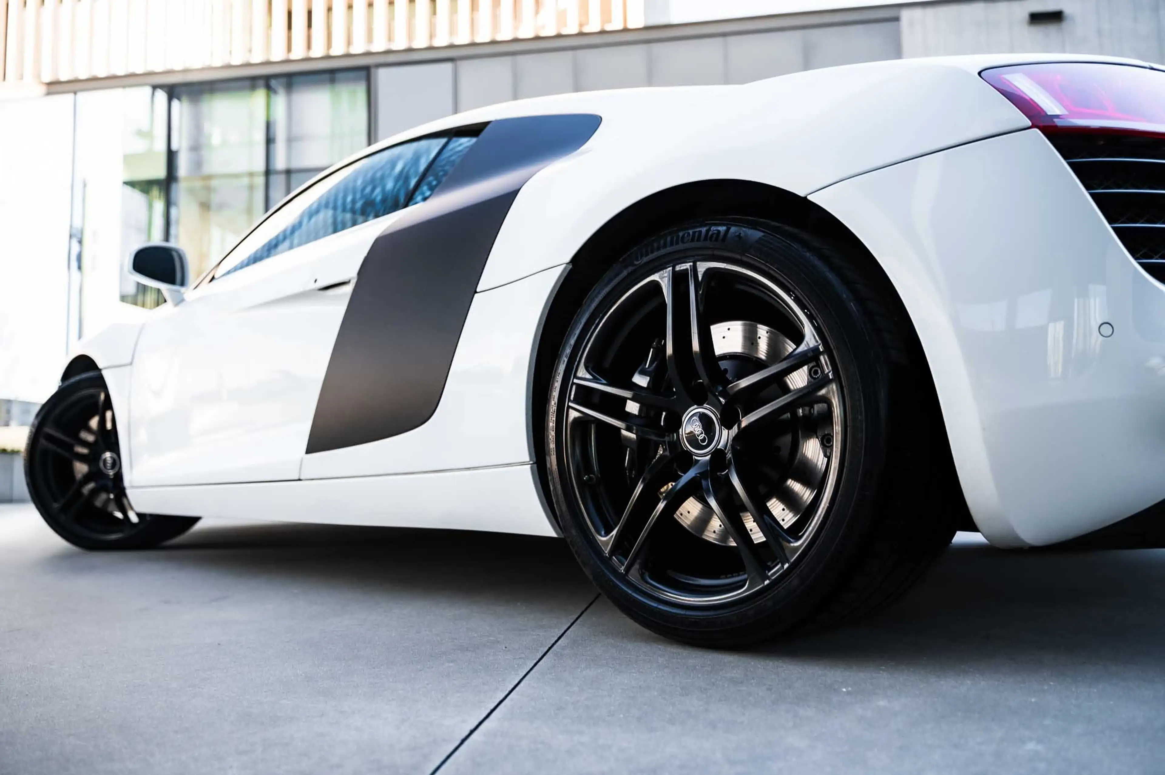 Audi R8 R8 4.2i V8 /QUATTRO / R-TRONIC /CUP SEATS / CARBON — photo 7