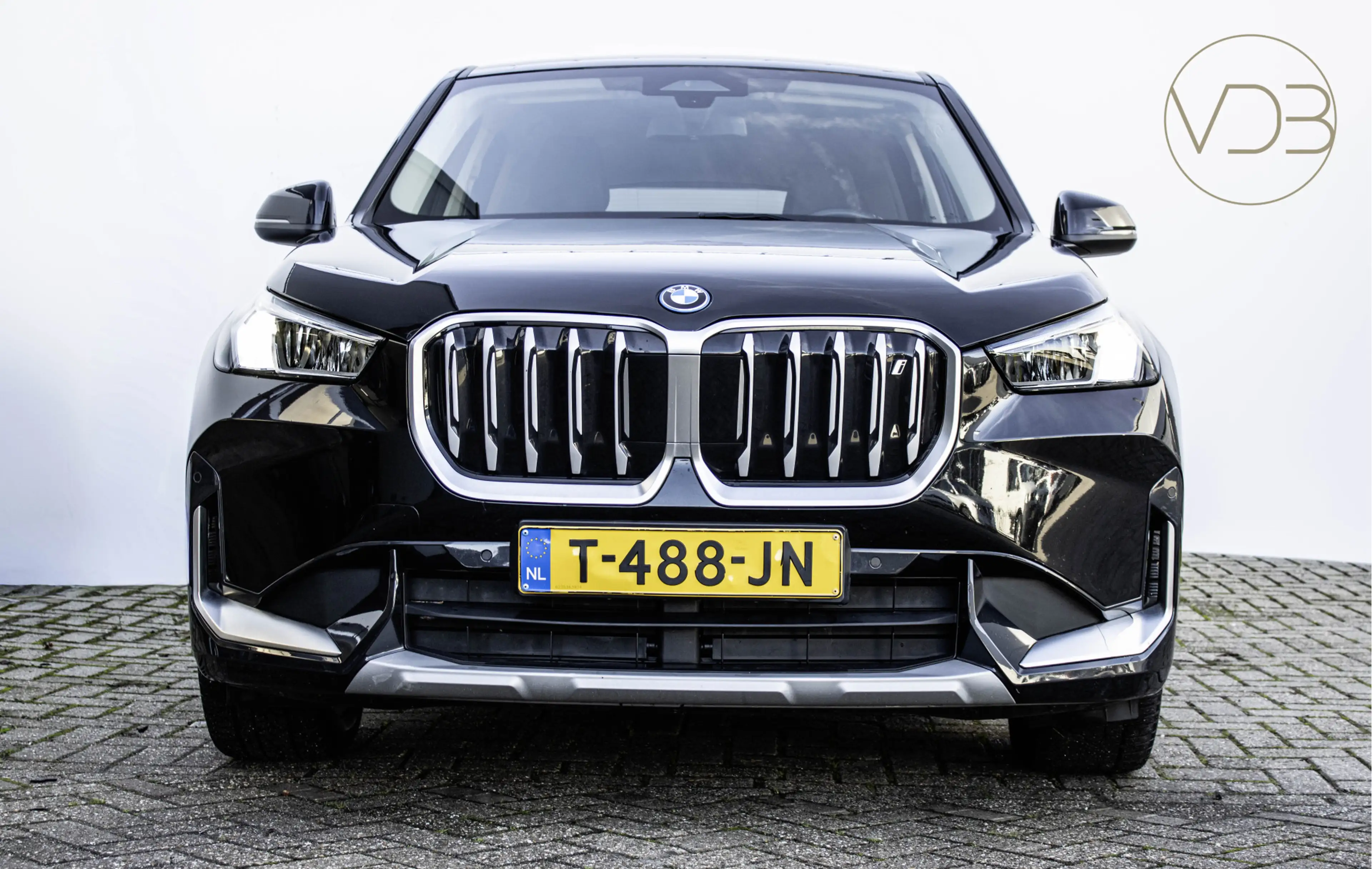 BMW iX1 xDrive30 SOH 94% Launch Edition 67 kWh Origineel N — photo 5