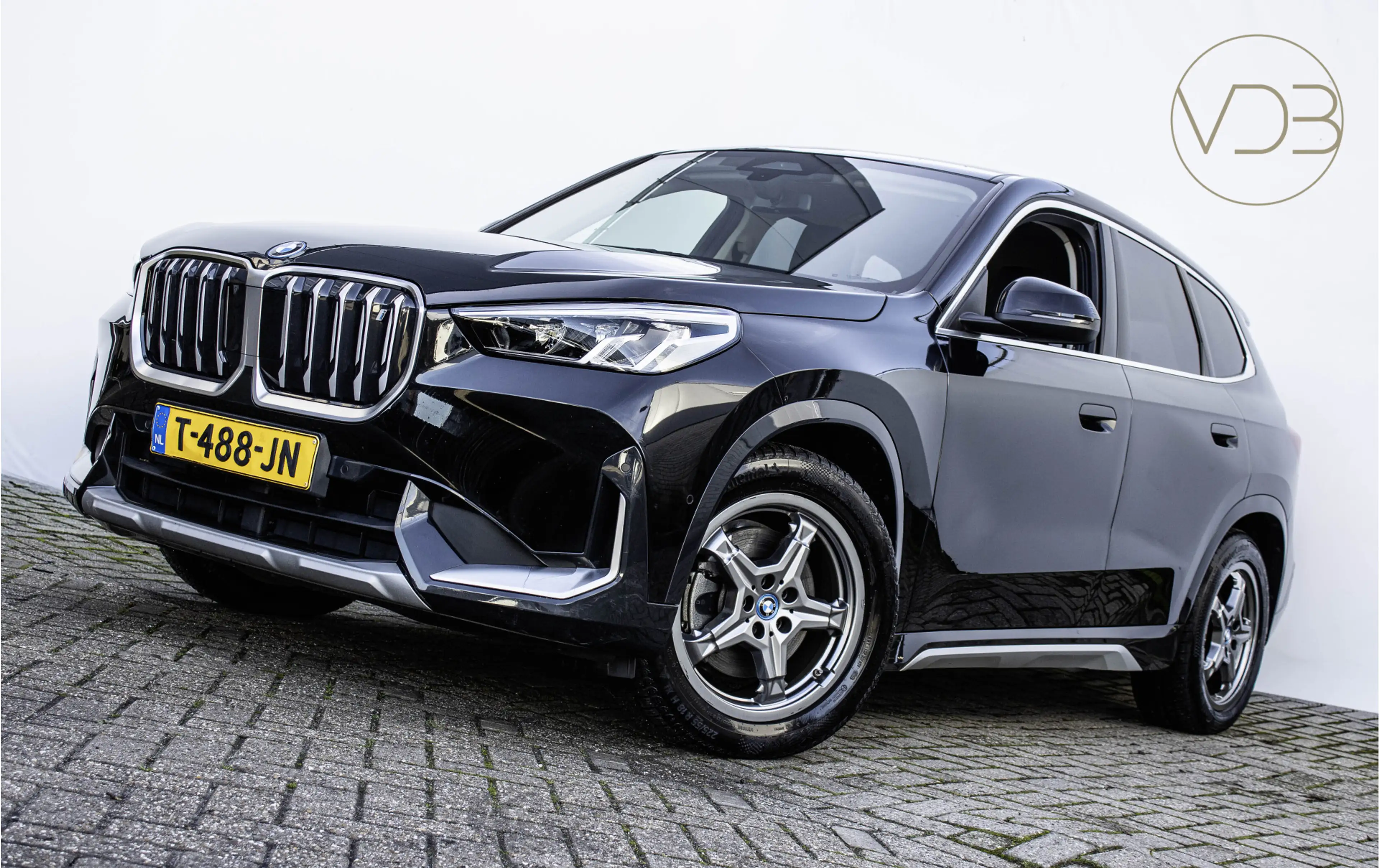 BMW iX1 xDrive30 SOH 94% Launch Edition 67 kWh Origineel N