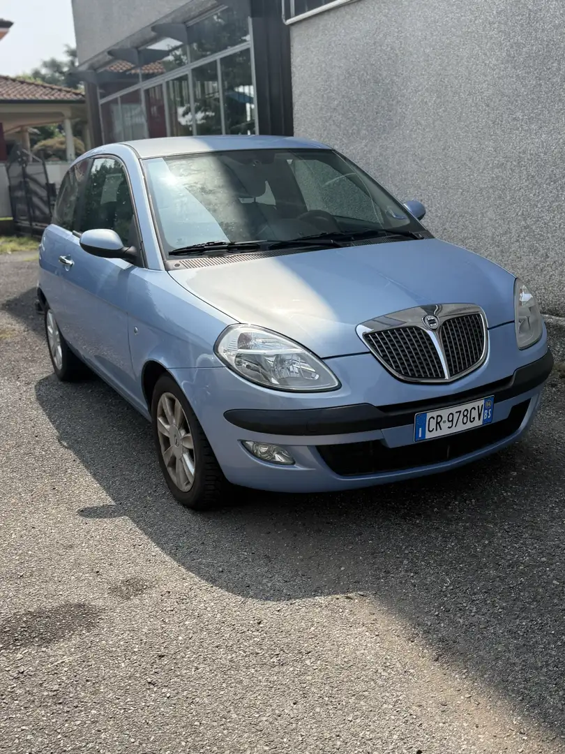 Lancia Ypsilon platino - 2