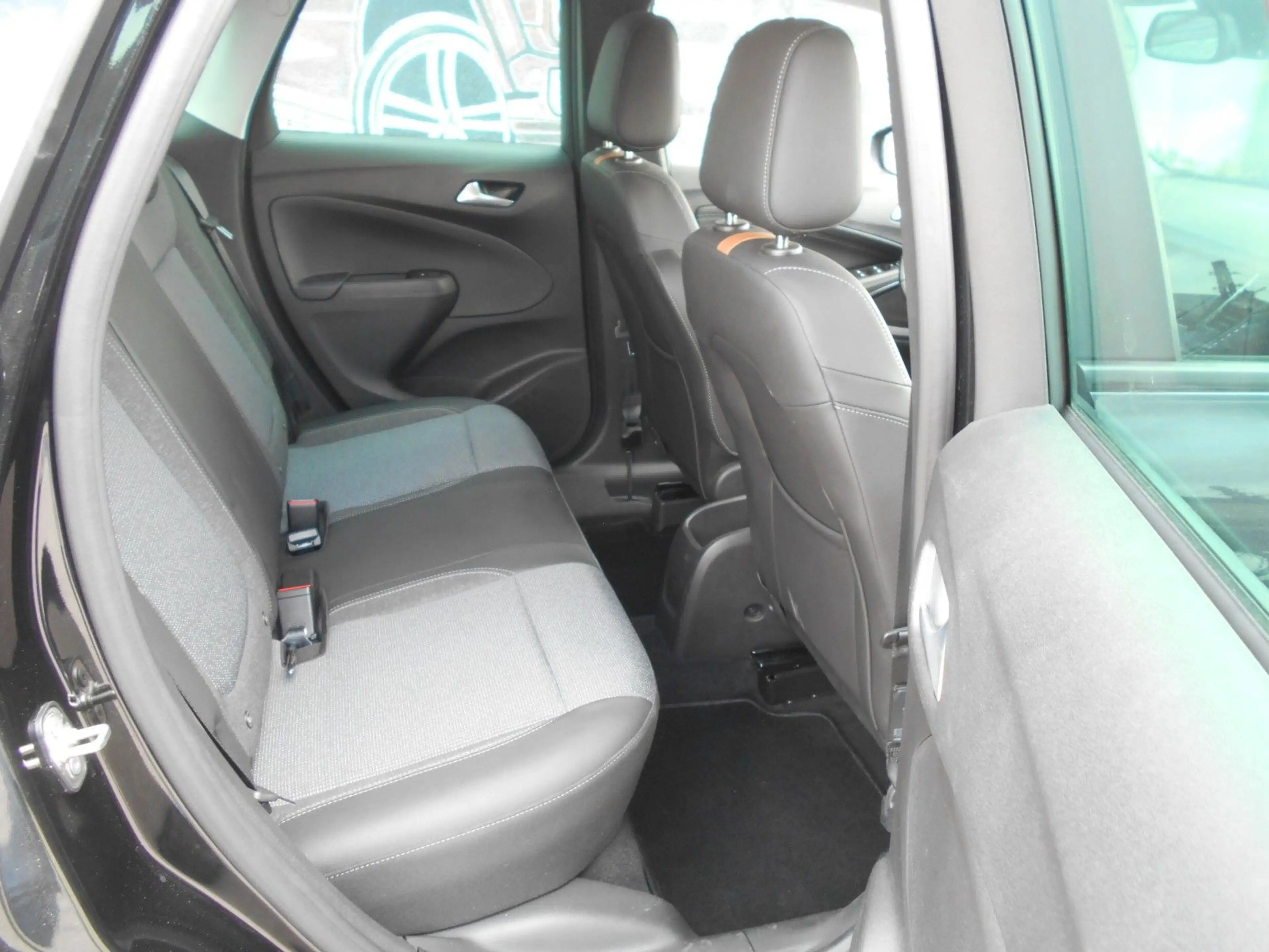 Opel Crossland X Crossland 1.2 Turbo Elegance KEYLESS/NAVI/LEDER — photo 10