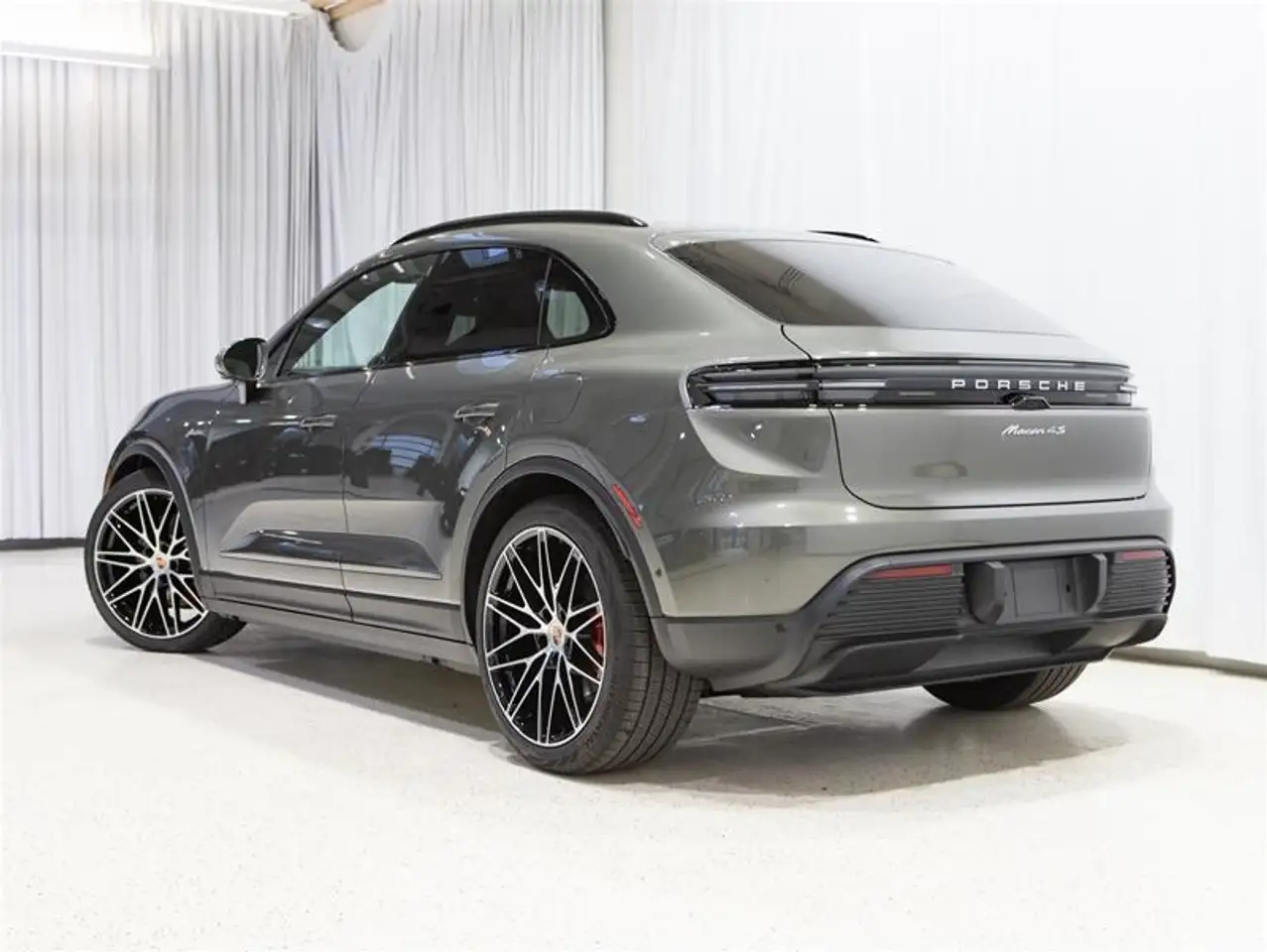 Porsche Macan снимка Porsche Macan