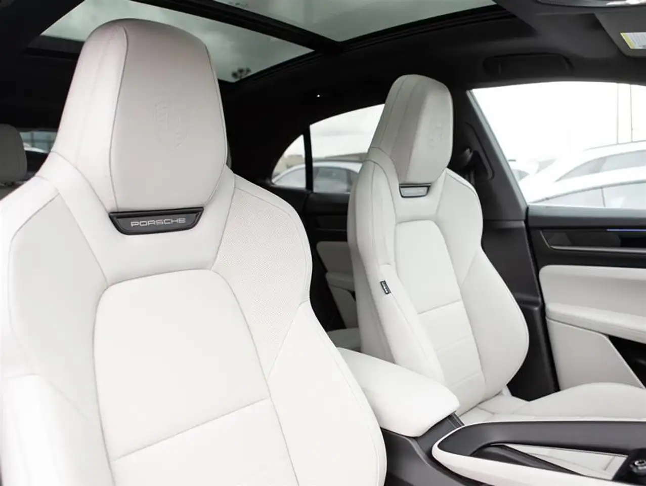 Porsche Macan снимка Porsche Macan