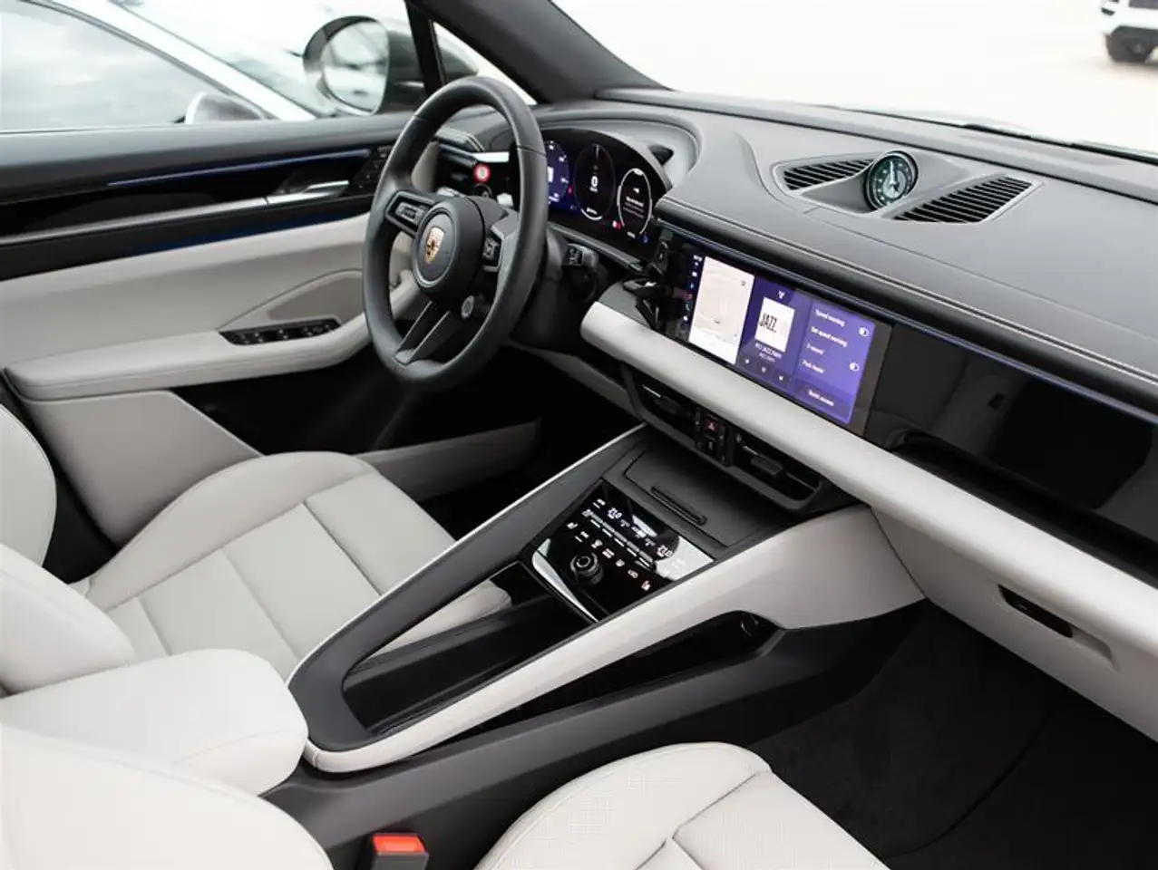 Porsche Macan снимка Porsche Macan