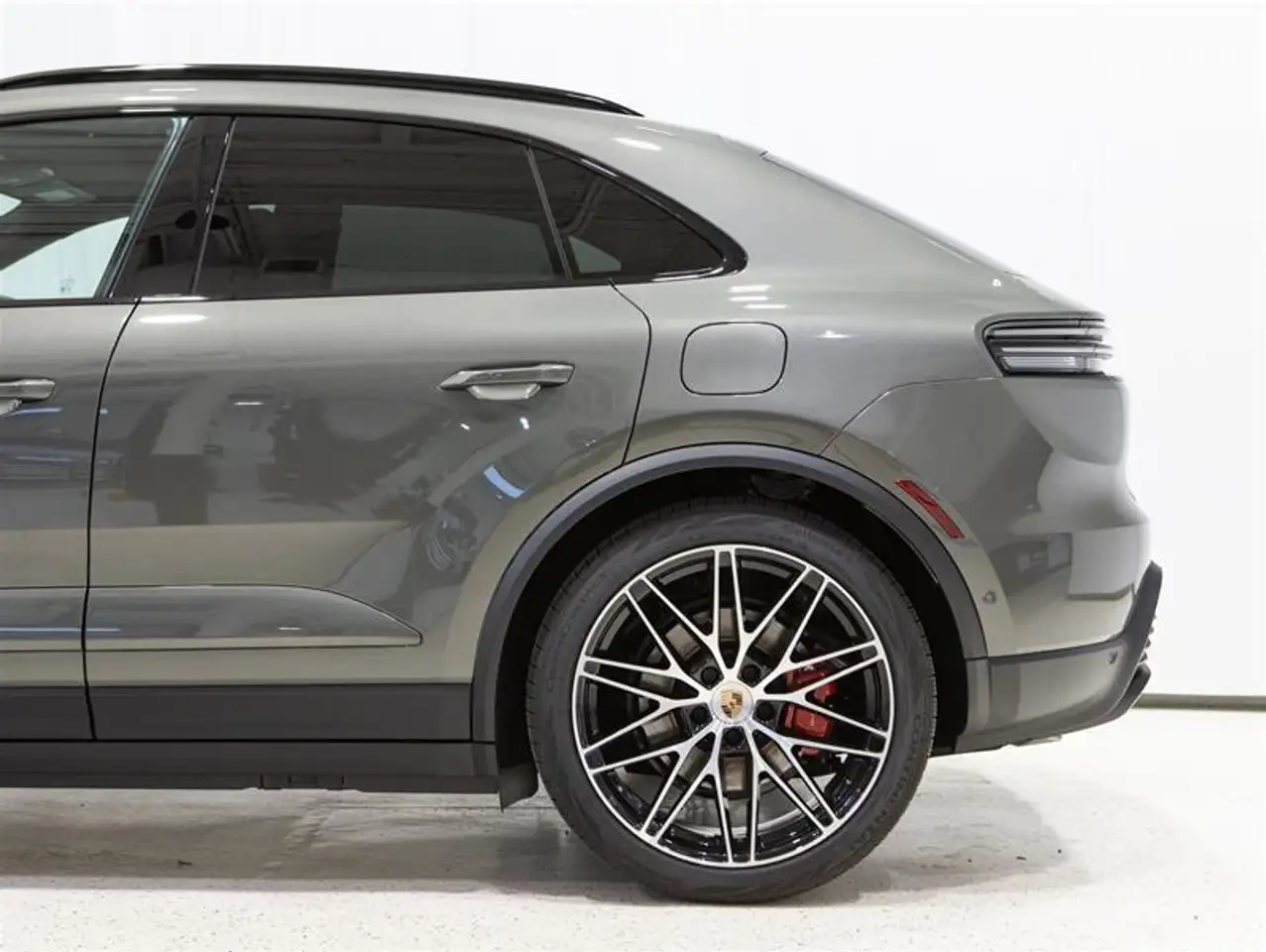 Porsche Macan снимка Porsche Macan