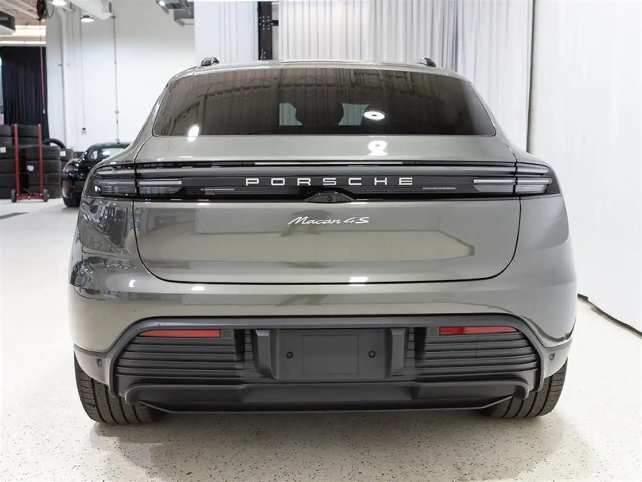 Porsche Macan снимка Porsche Macan
