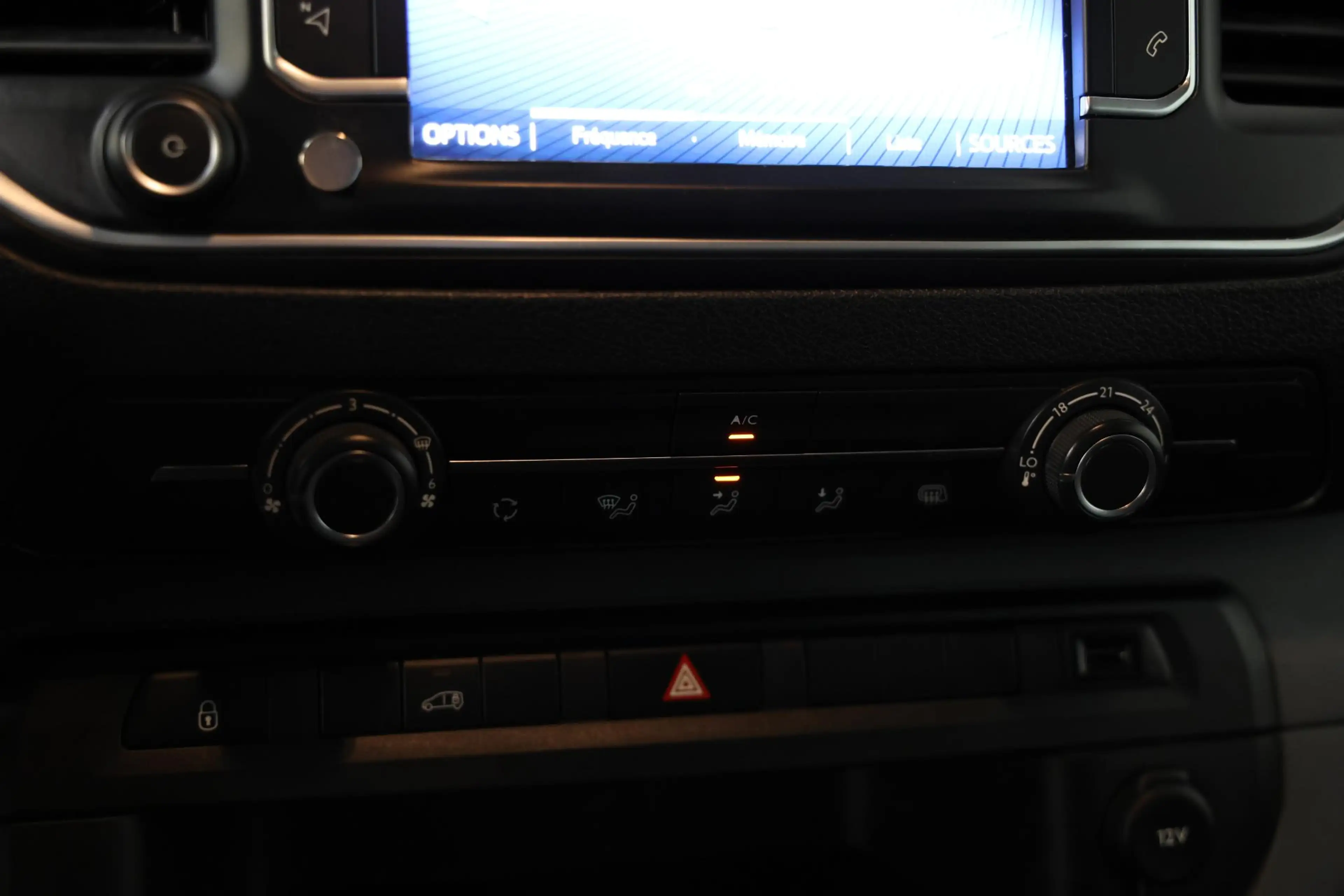Toyota Proace Worker 1.5 D-4D L2H1 CARPLAY PDC AIRCO — photo 15