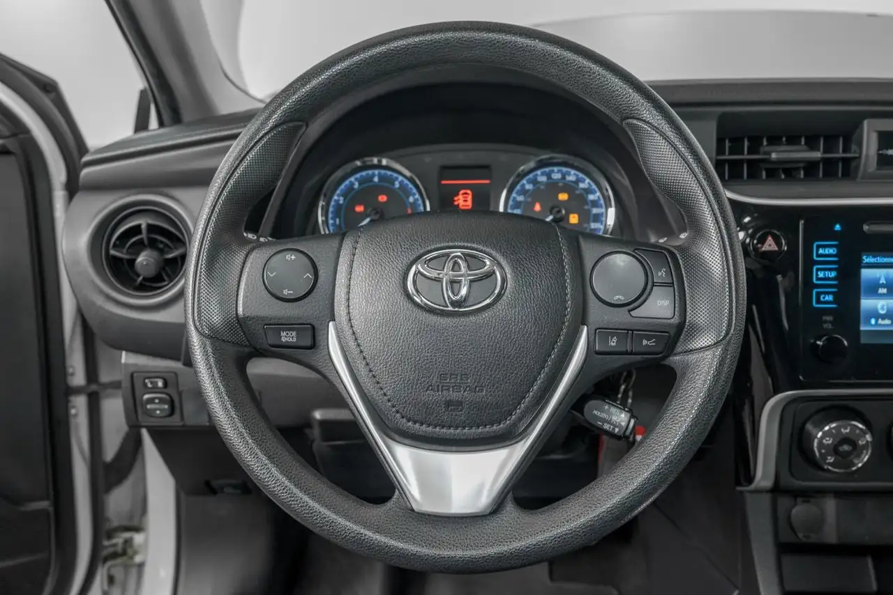 Toyota Corolla снимка Toyota Corolla