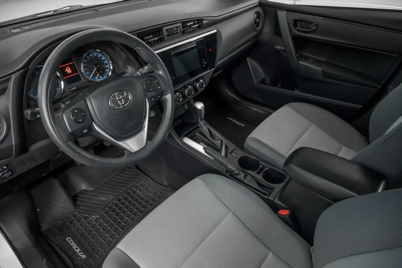 Toyota Corolla снимка Toyota Corolla