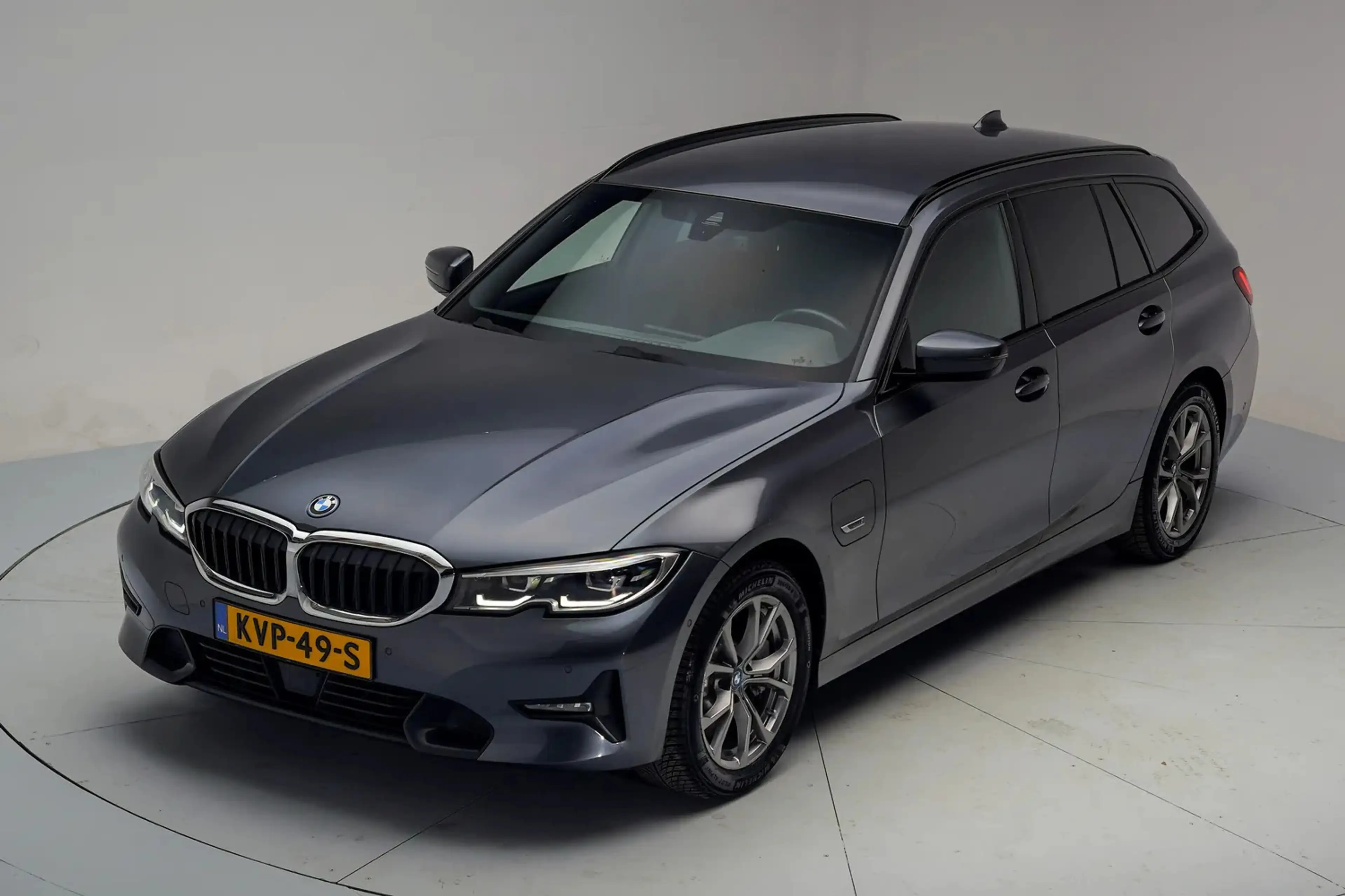 BMW 330 3-serie Touring 330e High Executive Sport [ Navi A — photo 15