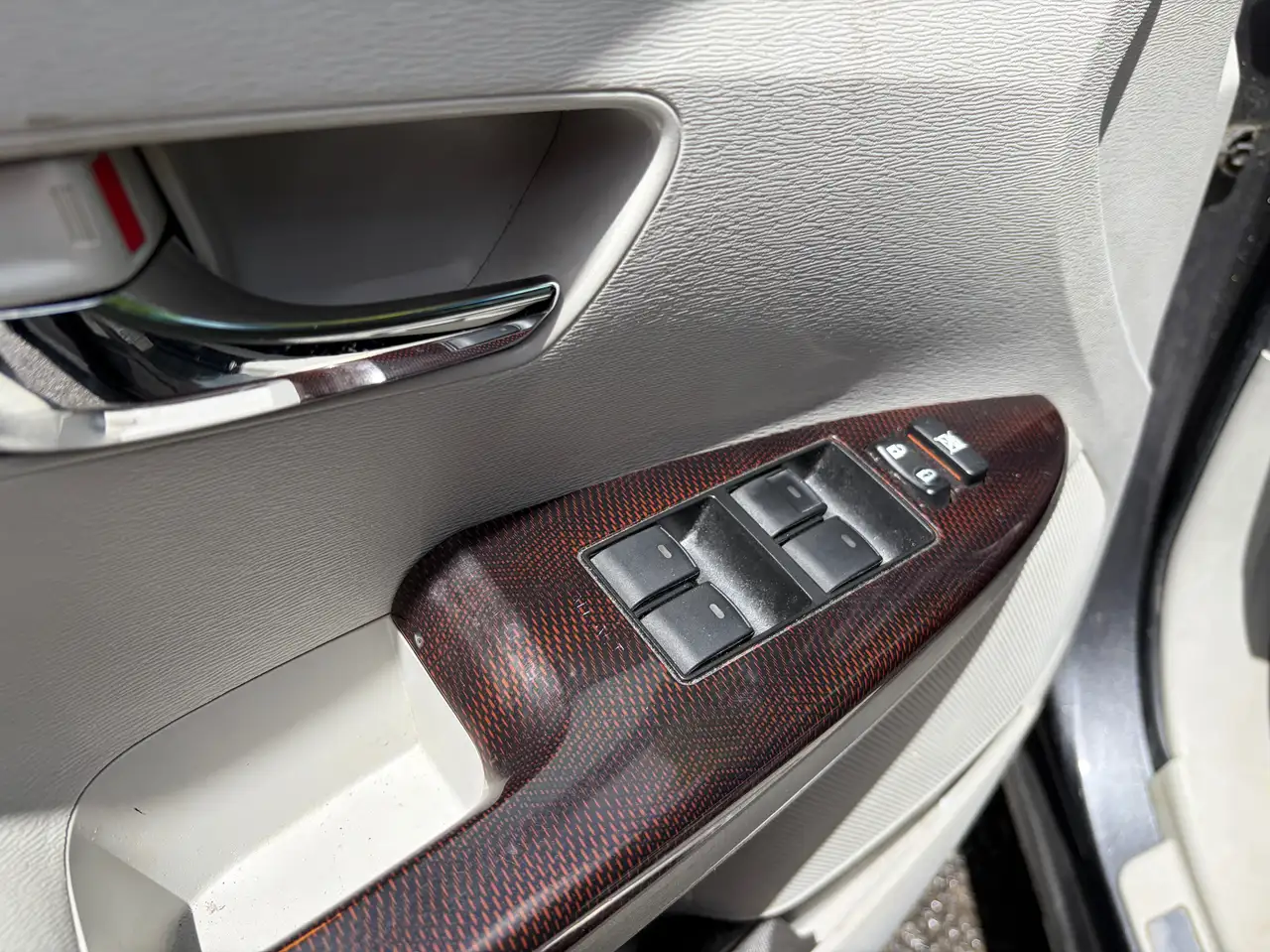 Toyota Venza fotografie Toyota Venza