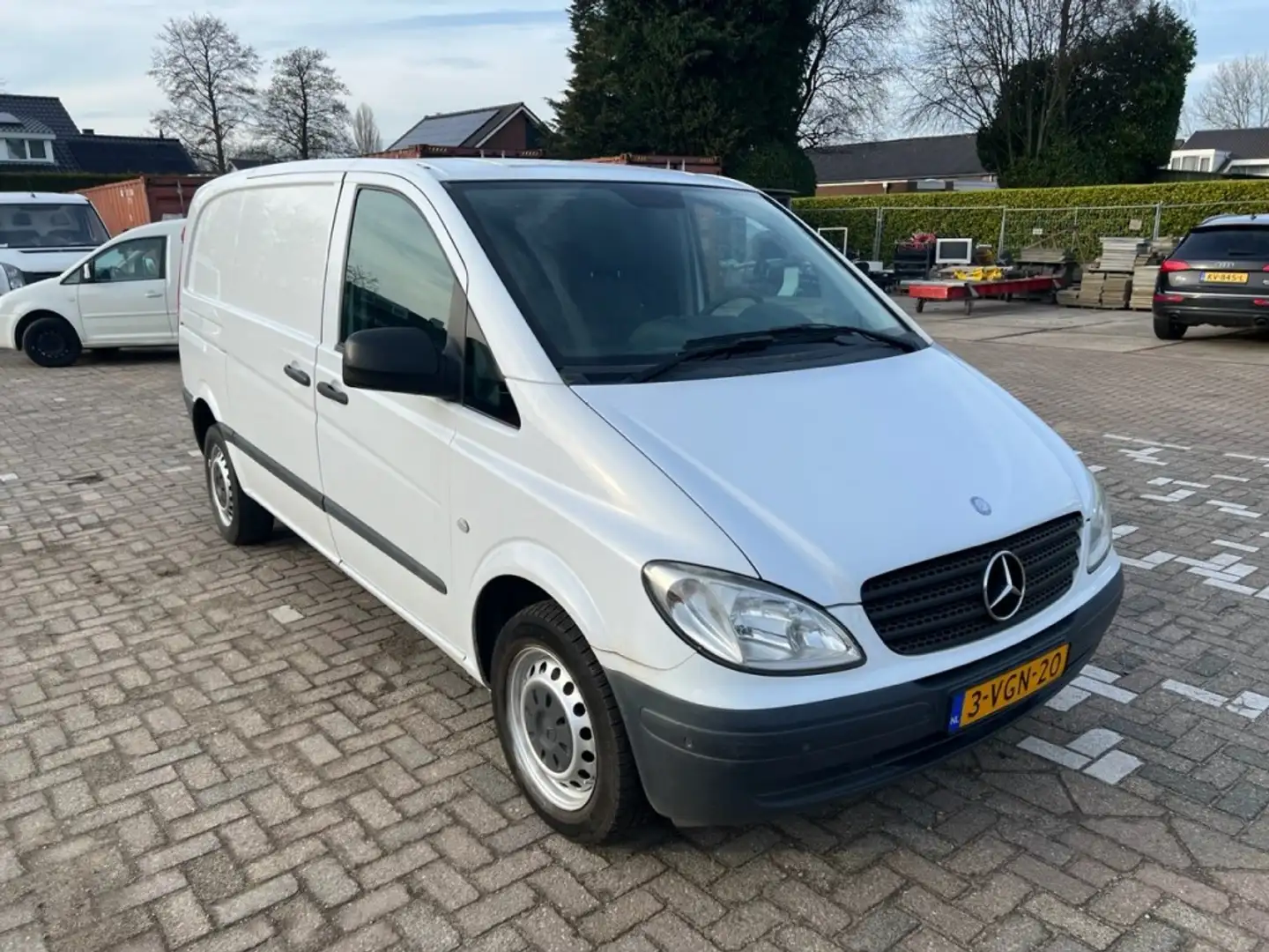 Mercedes-Benz Vito 109 CDI 320 Lang Luxe Airco P.sensoren Wit - 2