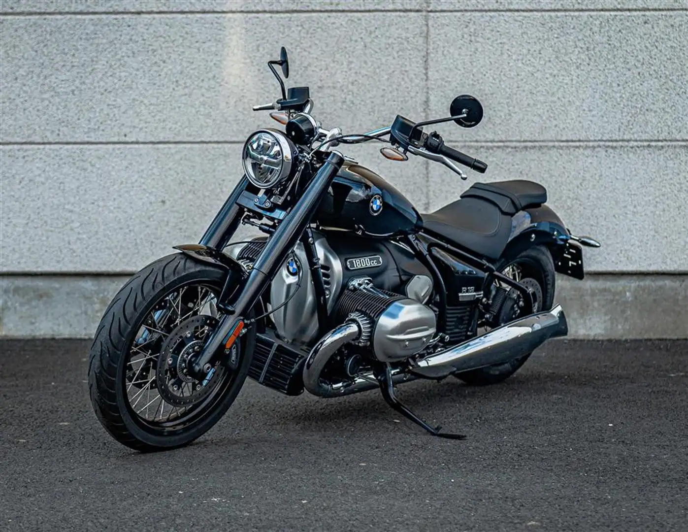 BMW R 18 0 Negru - 1