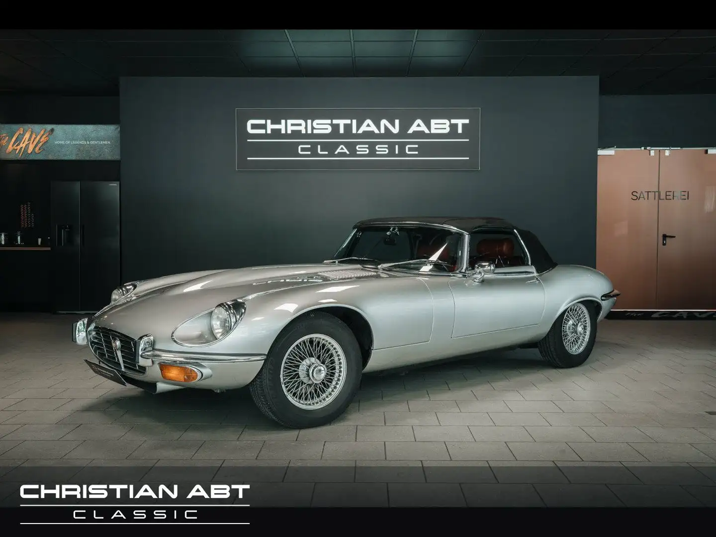 Jaguar E-Type 5.3 12 Zylinder Srebrny - 2