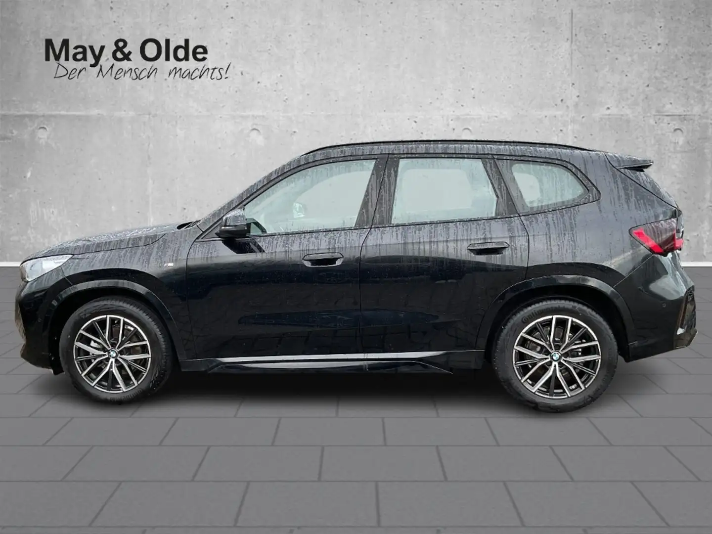 BMW X1 18i Aut M Sport Navi LED SHZ PDC Klimaaut Schwarz - 2