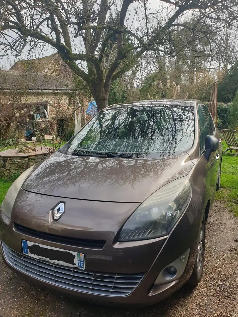 Renault Grand Scenic Scénic III dCi 130 Privilège 5 pl Brown - 2