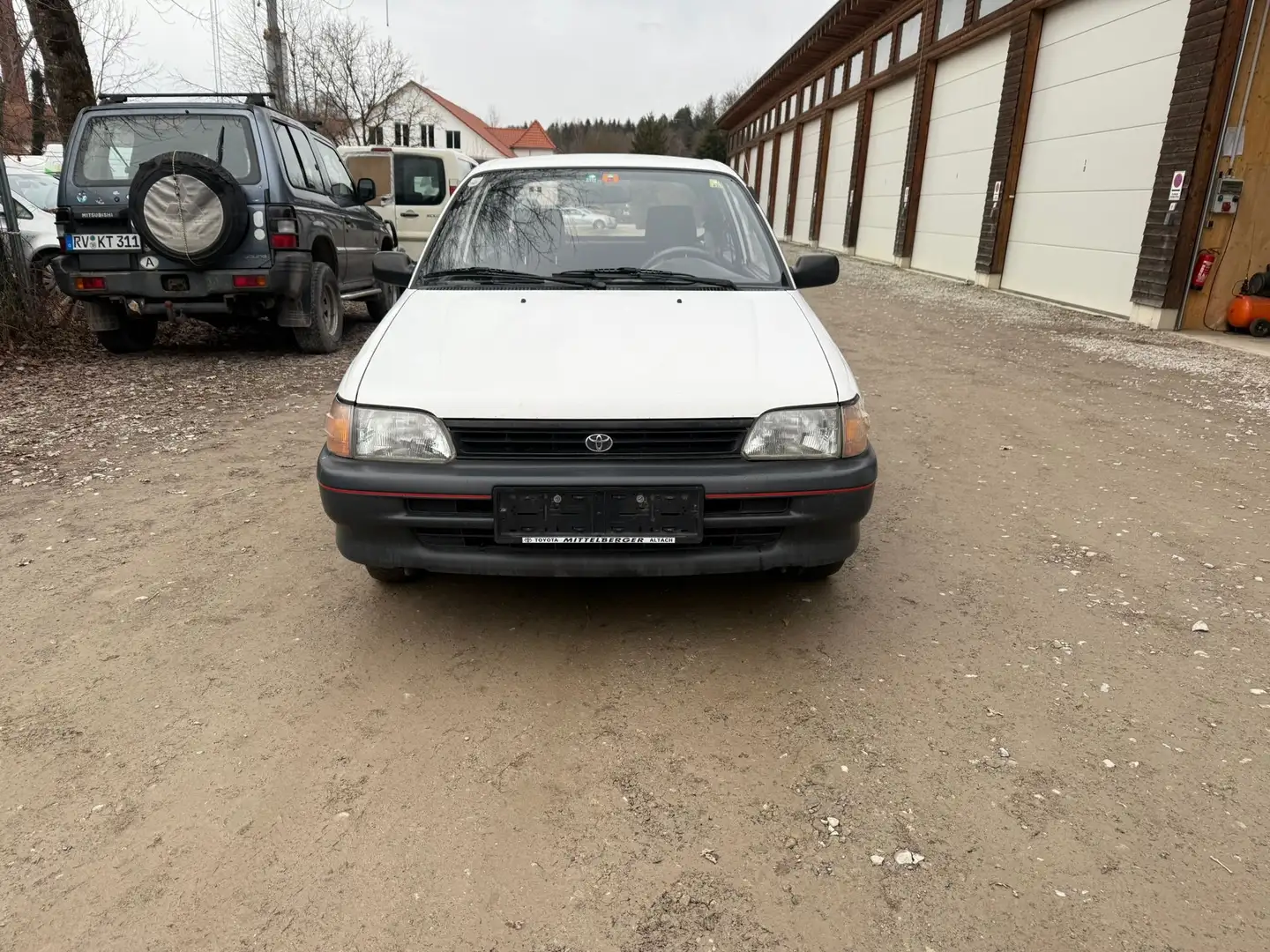 Toyota Starlet Starlet 1.3 XLi / Tüv bis 10-2026 Blanco - 2