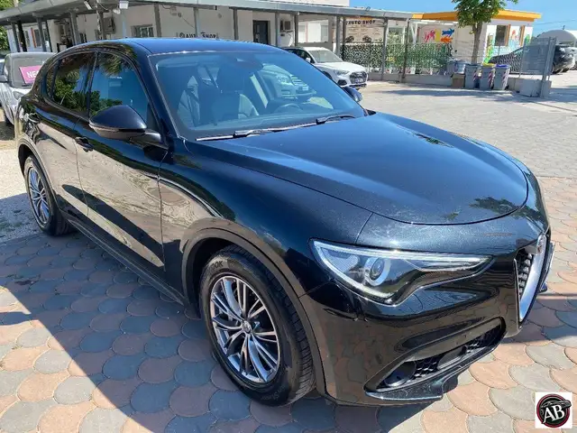Alfa Romeo Stelvio 2.2 T.diesel 180CV AT8 RWD Exec.