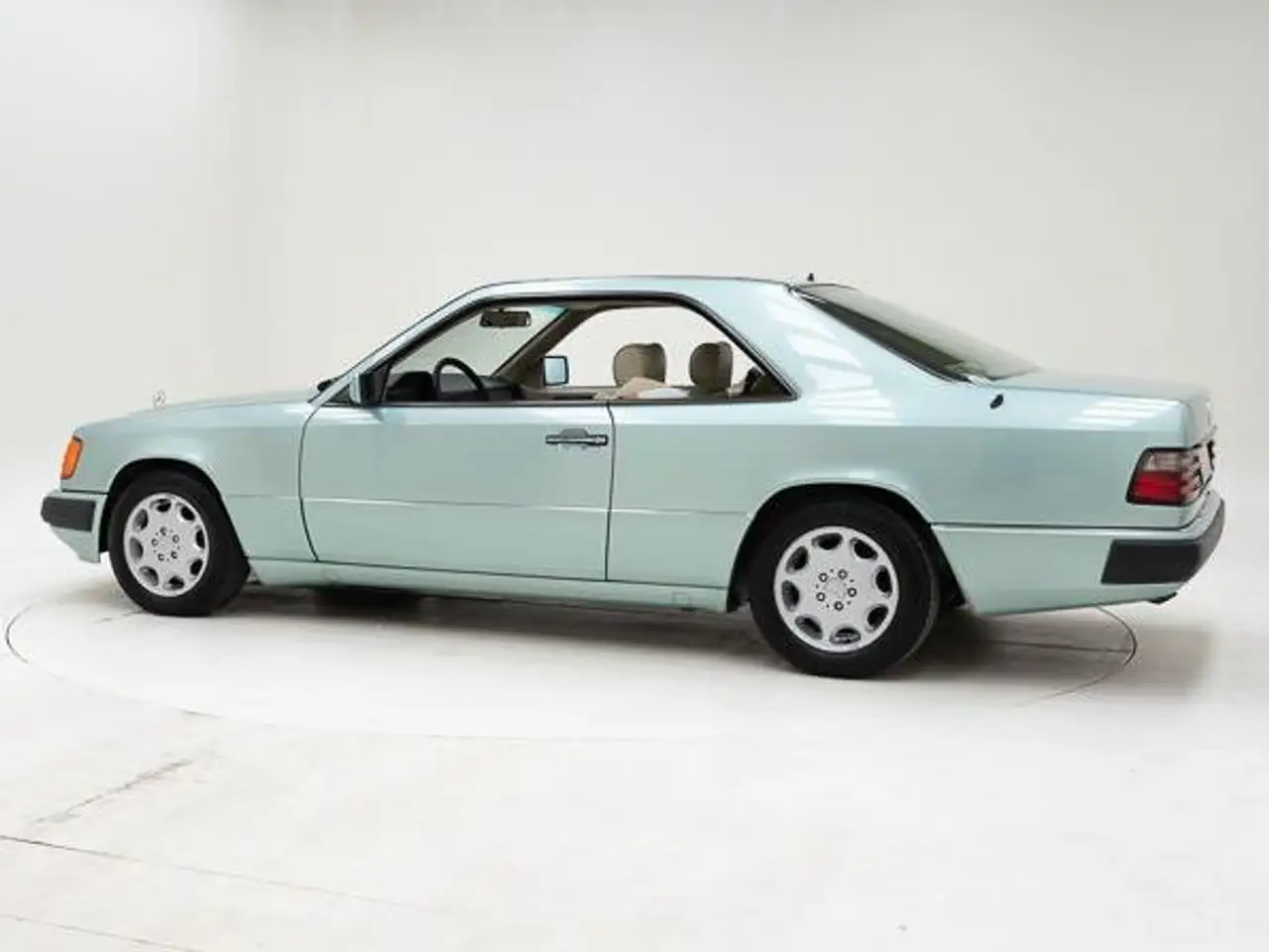 Mercedes-Benz 300 CE '92 CH51949, foto 4