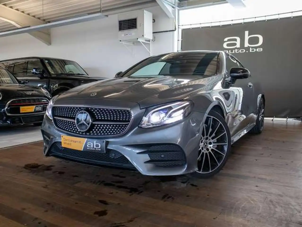 Mercedes-Benz E 200