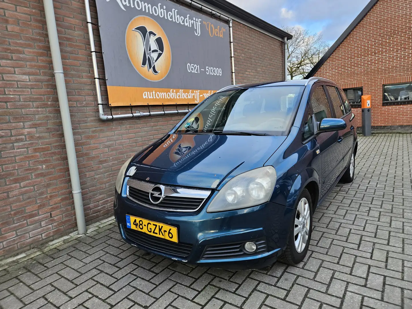 Opel Zafira 1.8 Temptation Grün - 1