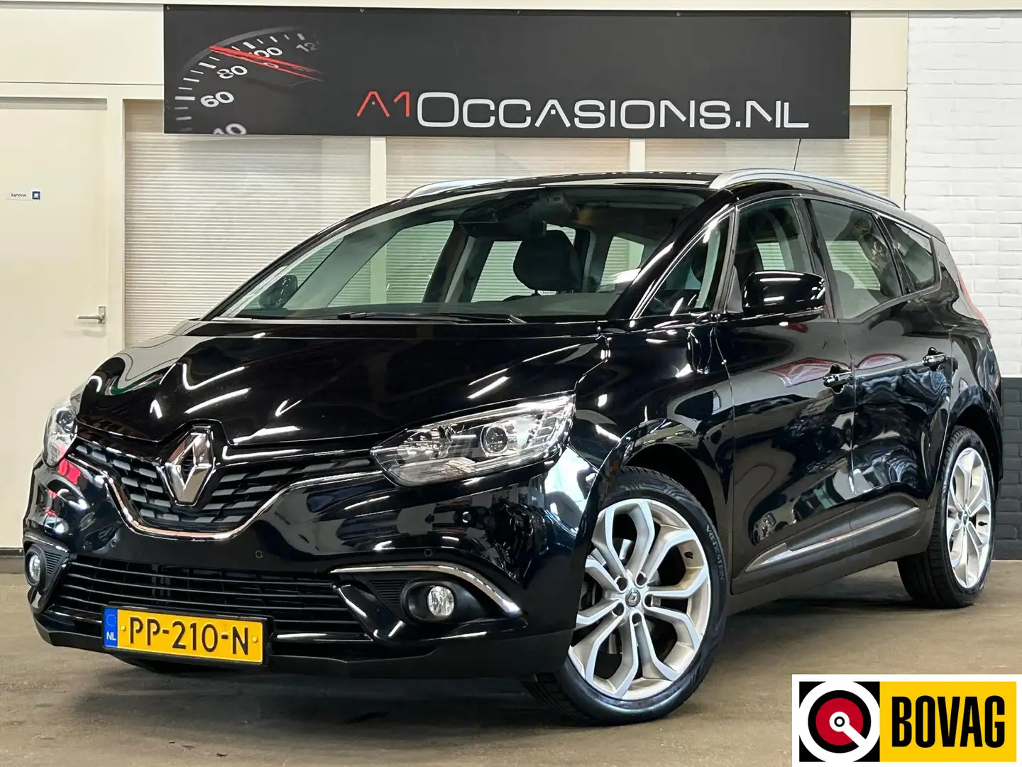Renault Grand Scenic 1.2 TCe Zen + DEALER ONDERHOUDEN Zwart - 1