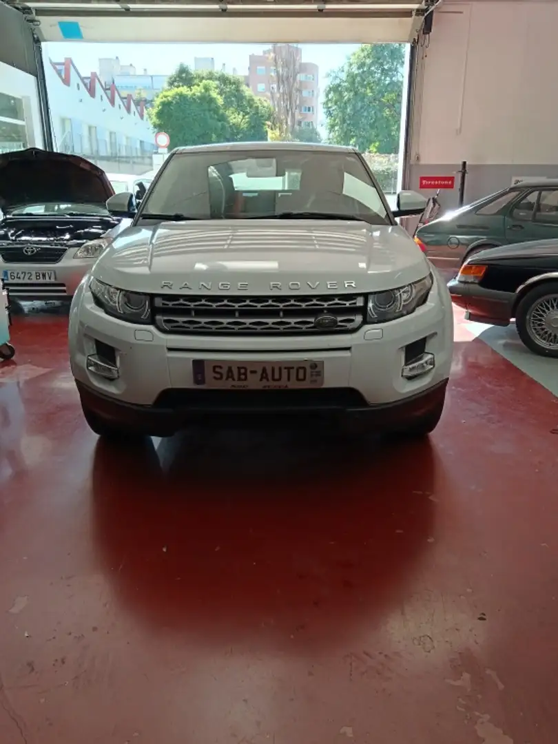 Land Rover Range Rover Evoque 2.2L eD4 Dynamic 4x2 Weiß - 1