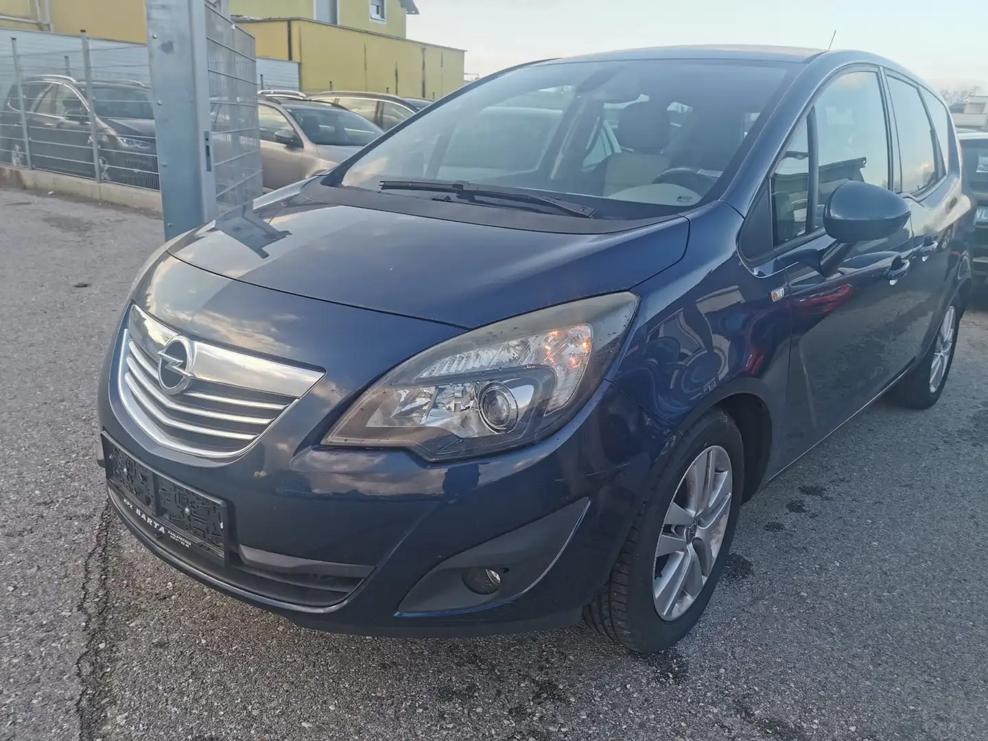 Opel Meriva Innovation Blau - 1