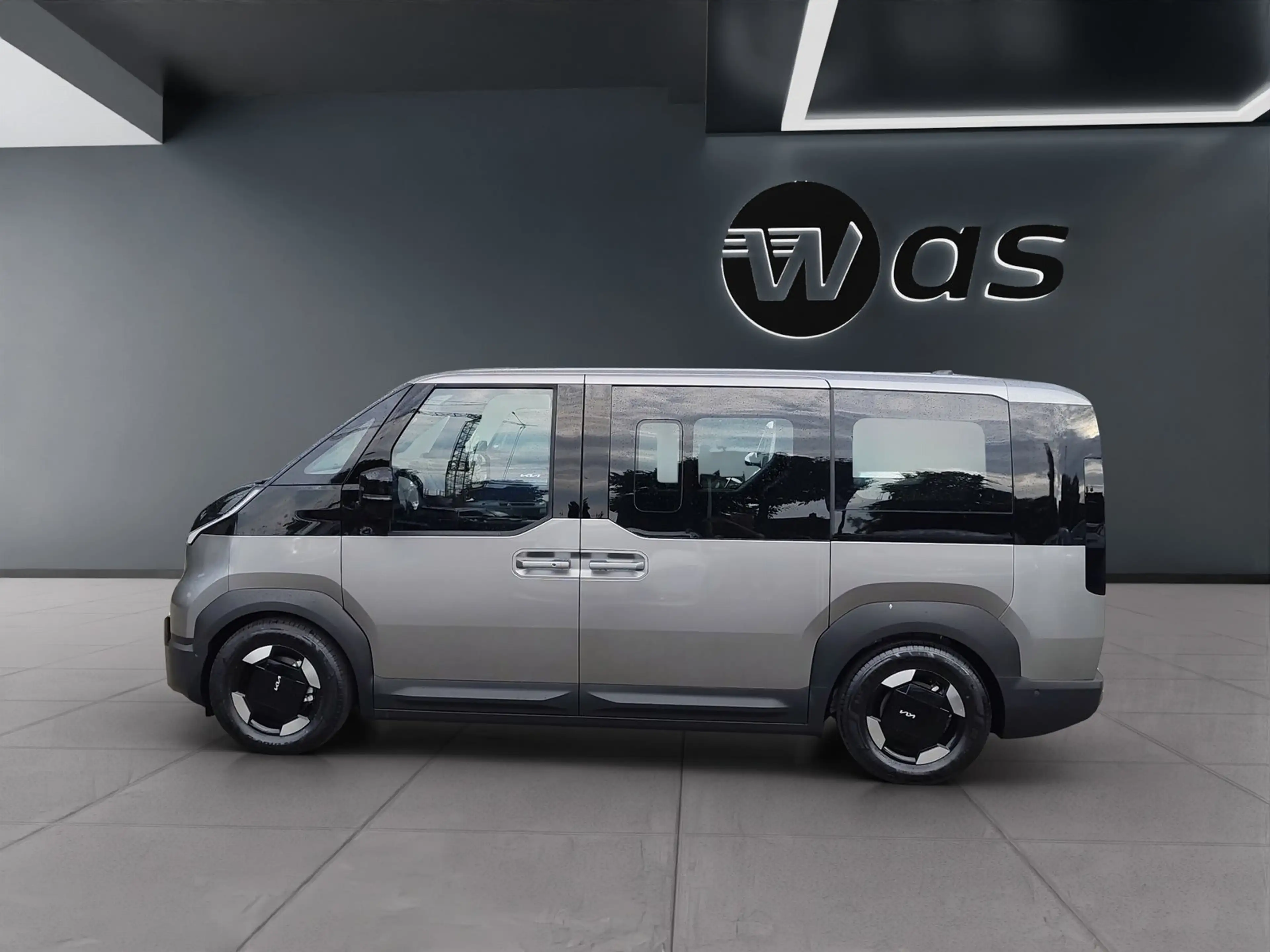 Kia PV5 Passenger 71,2 kWh Elite WP LM — photo 8