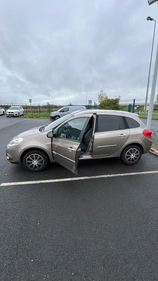 Renault Clio Estate III 1.6 16V 110 XV De France A