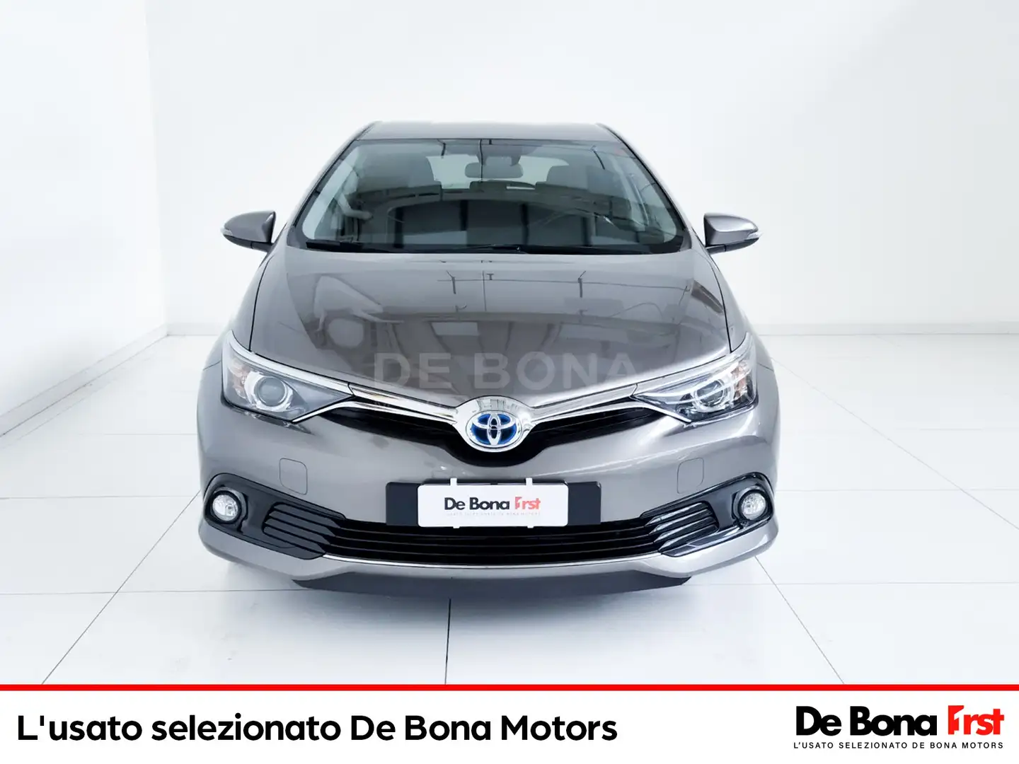 Toyota Auris 1.8h lounge cvt Grijs - 2
