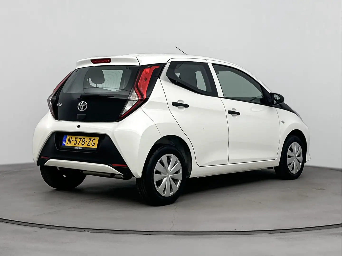 Toyota Aygo 1.0 VVT-i x-fun Blanc - 2